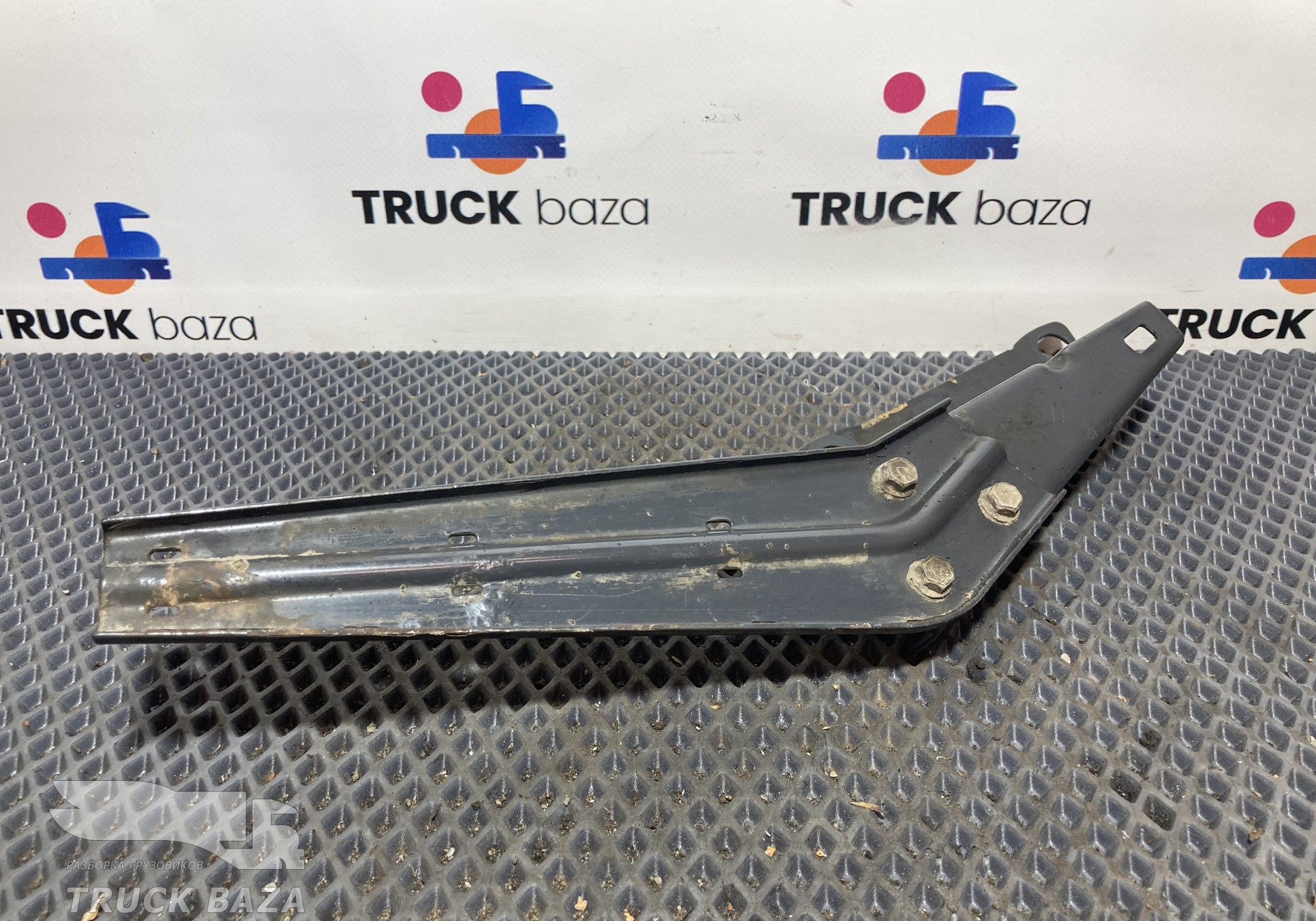 1767541 Кронштейн проводки системы AdBlue для Scania 5-series G (с 2004 по 2016)