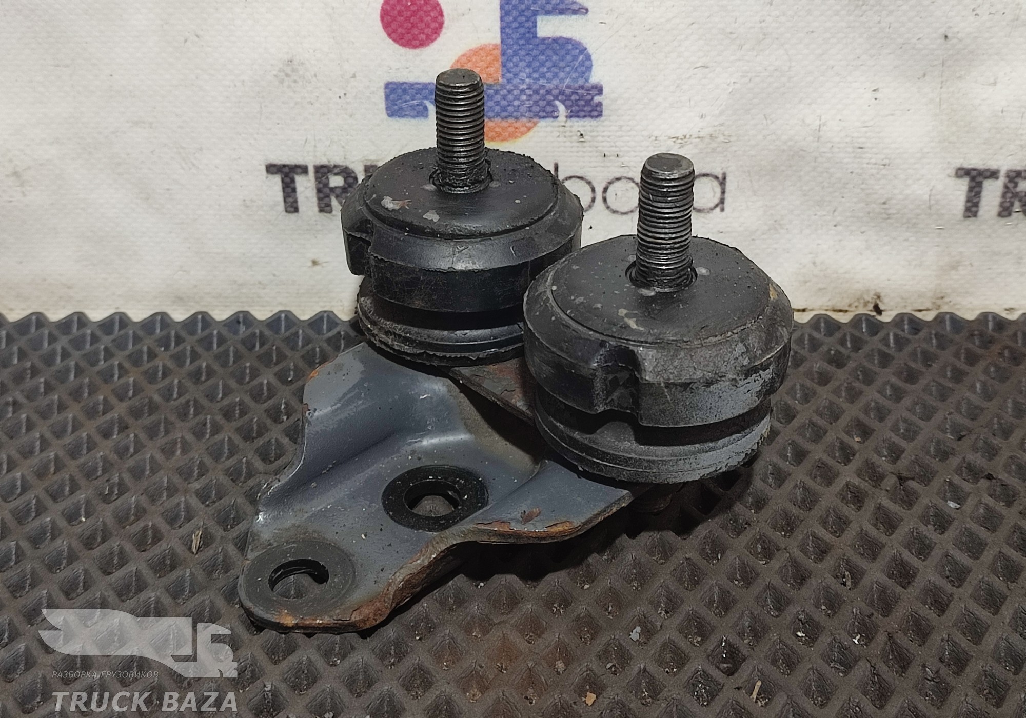 0385785 Кронштейн радиатора охлаждения для Daf XF105 (с 2005)