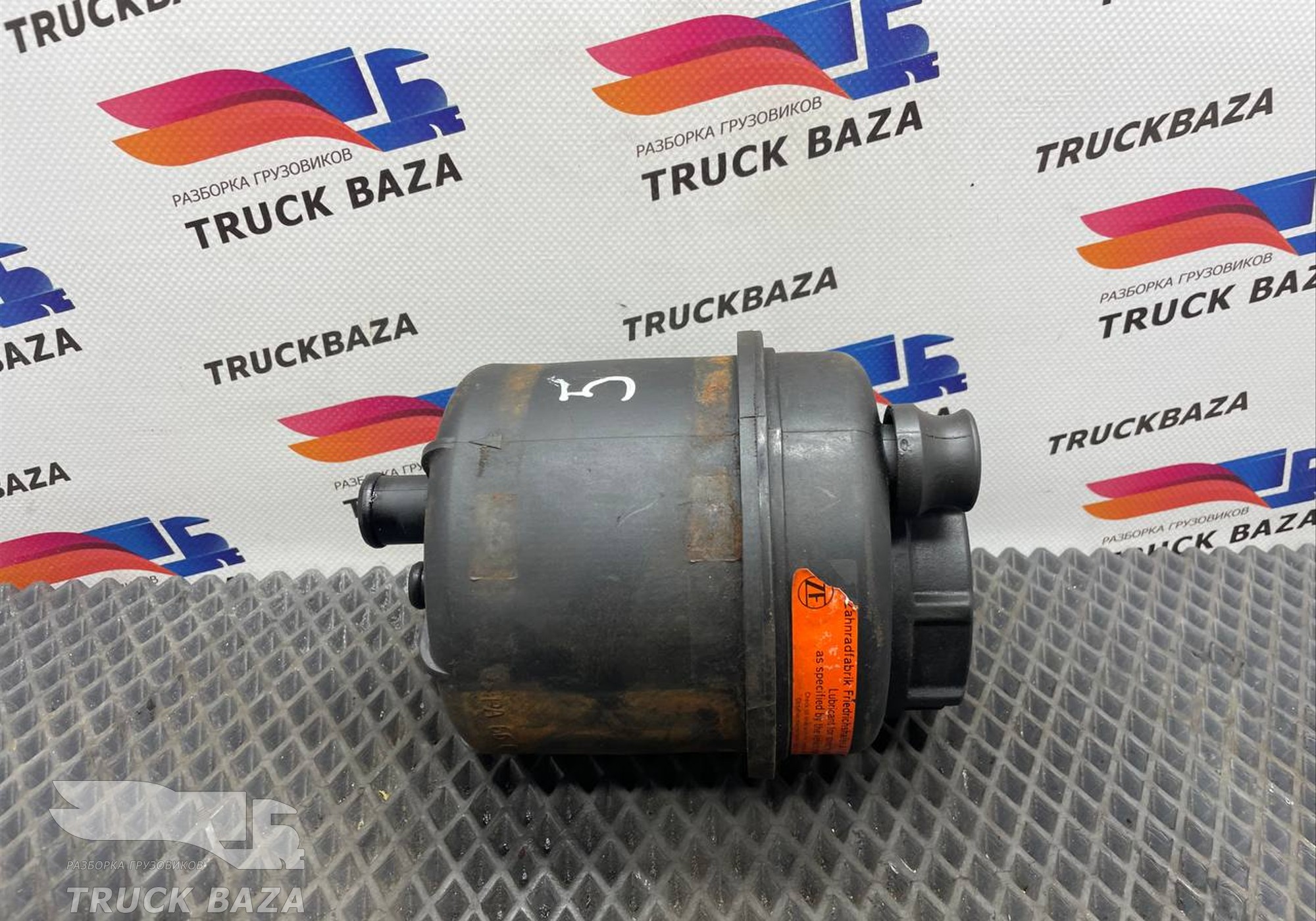 81473016063 Бачок ГУРа для Man TGX II (с 2012)