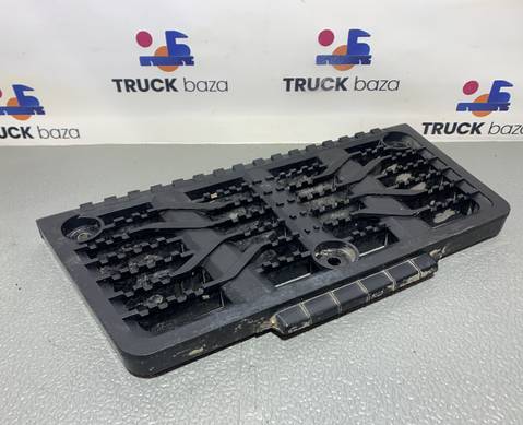 81615110035 Ступенька подножки для Man TGX TG3 (с 2020)