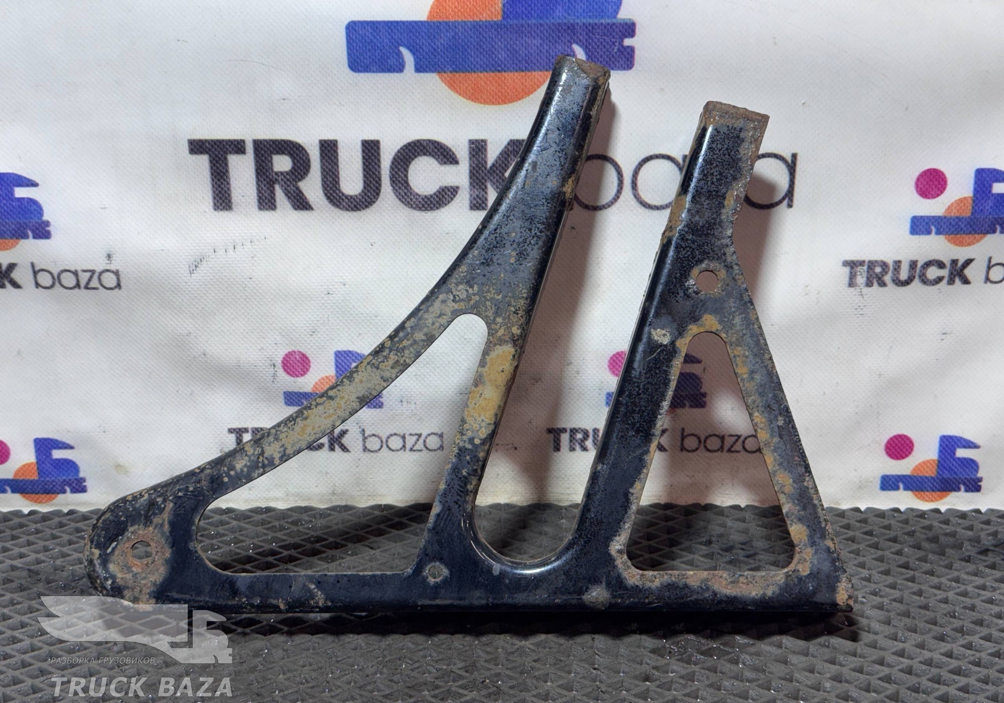 1663012 Кронштейн воздушного фильтра для Daf XF105 (с 2005)