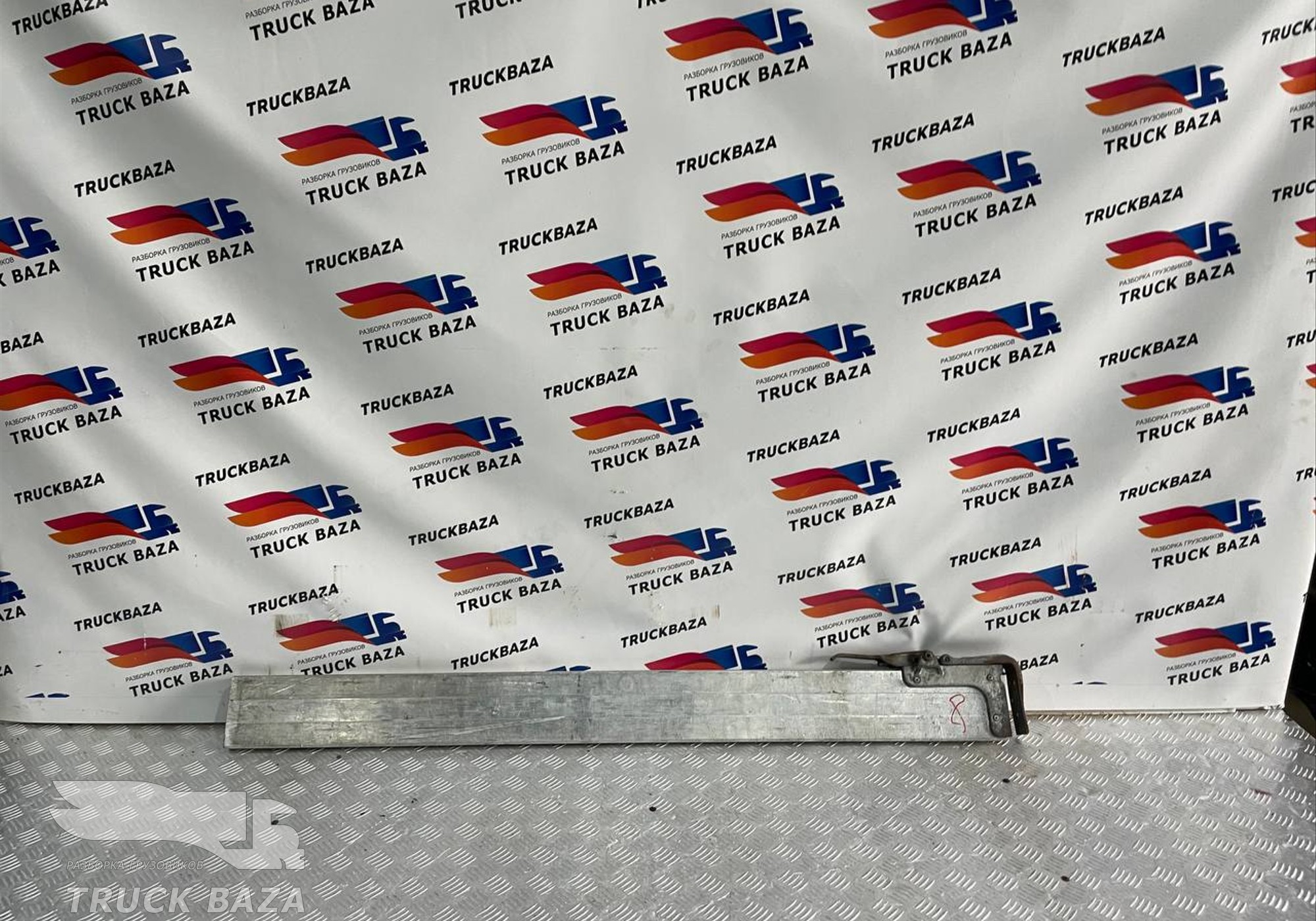 2101100005 Балка распорная полуприцепа для Полуприцепы Schmitz