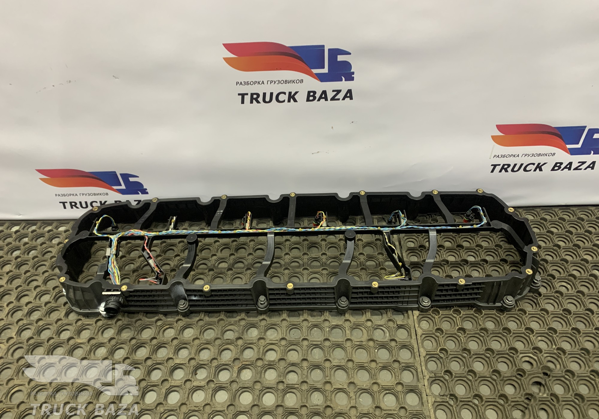 2146570 Проставка клапанной крышки для Daf XF106 (с 2012)