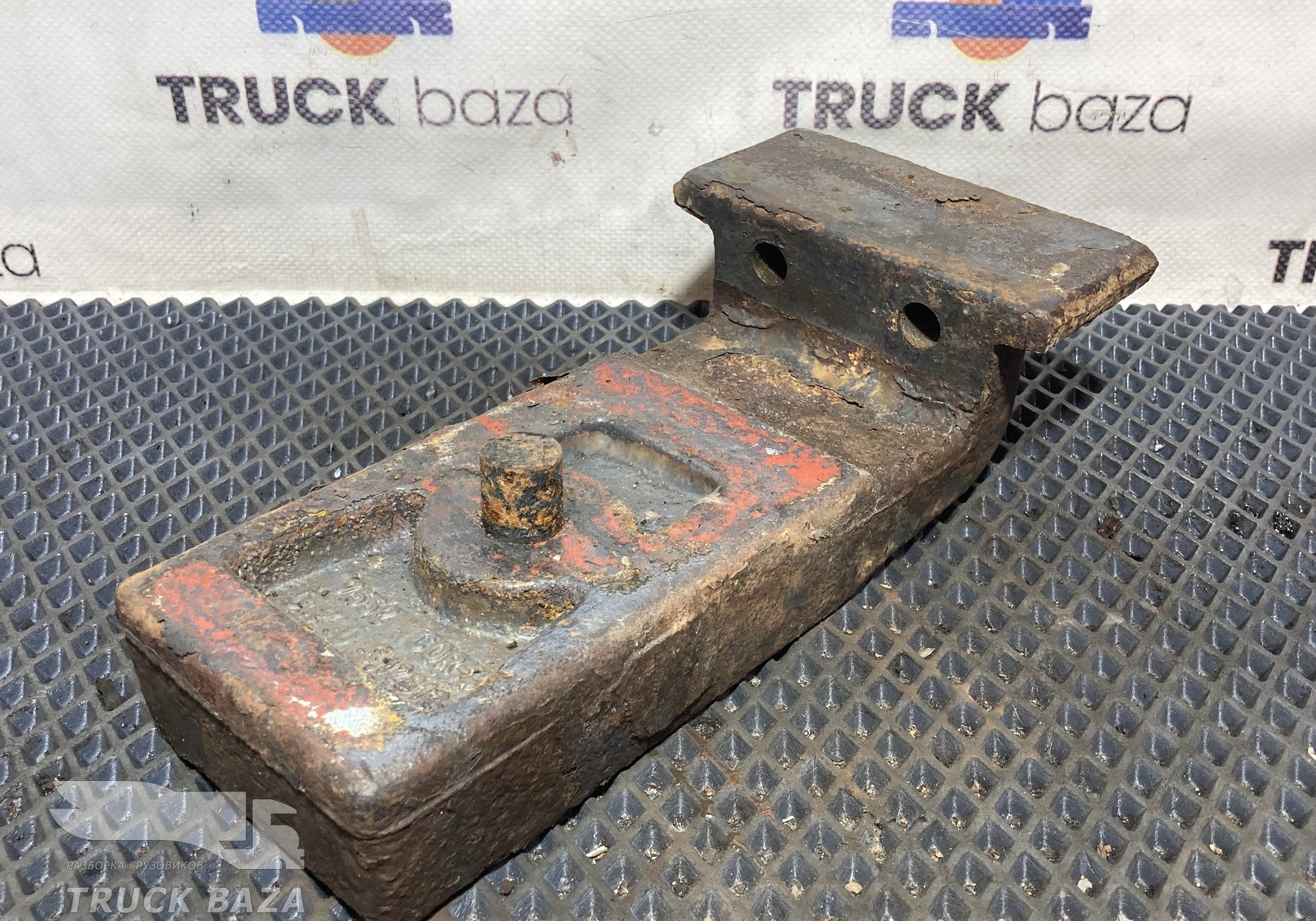 1485740 Кронштейн переднего стабилизатора