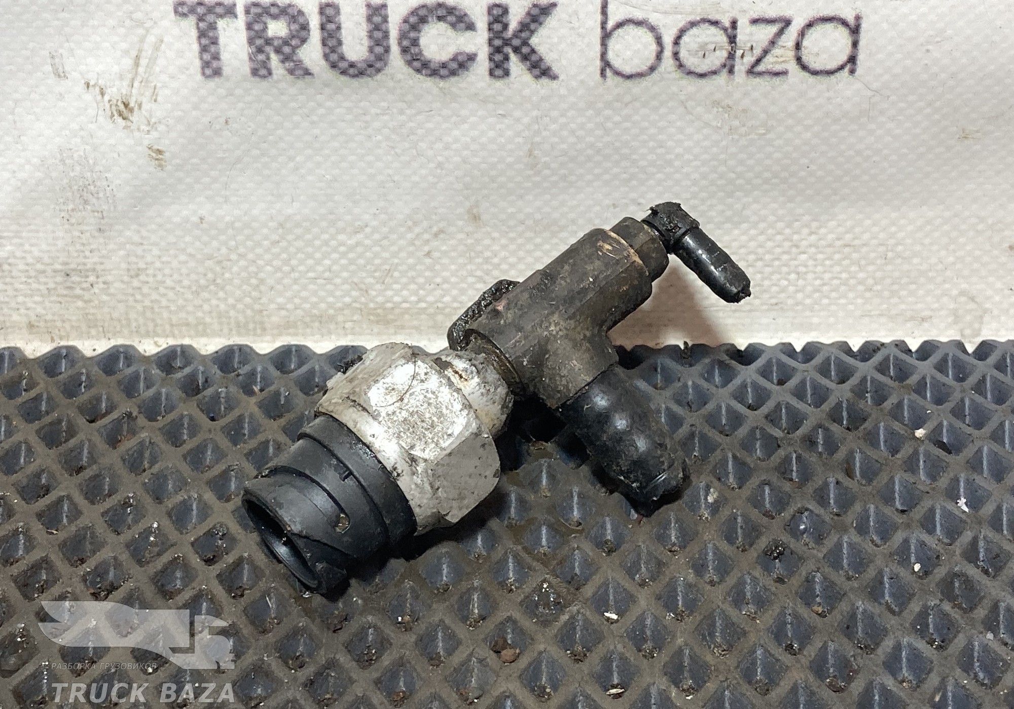 81255140036 Датчик давления воздуха