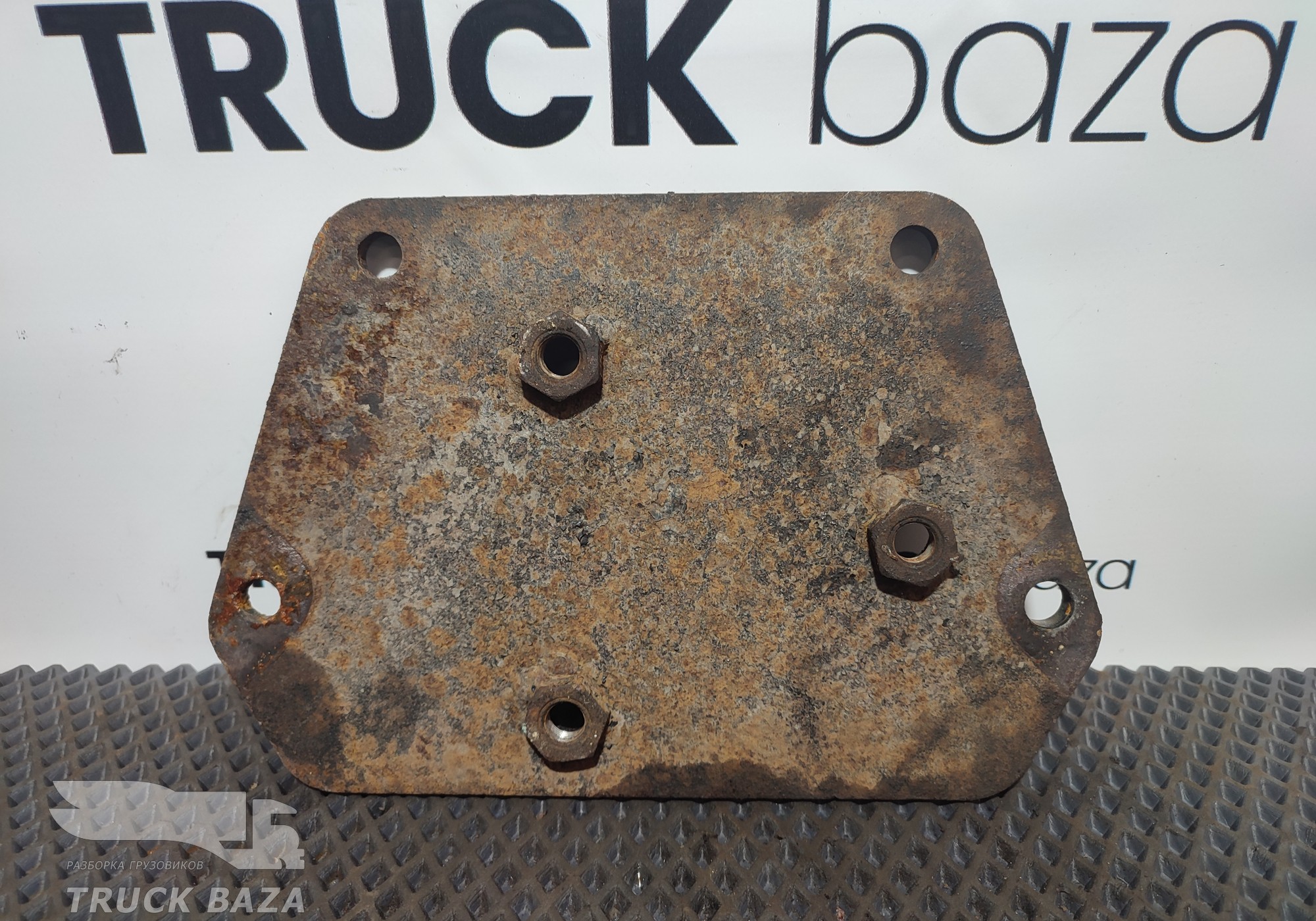 54908404055 Держатель кронштейна крыла заднего для КАМАЗ 5490 (с 2013)