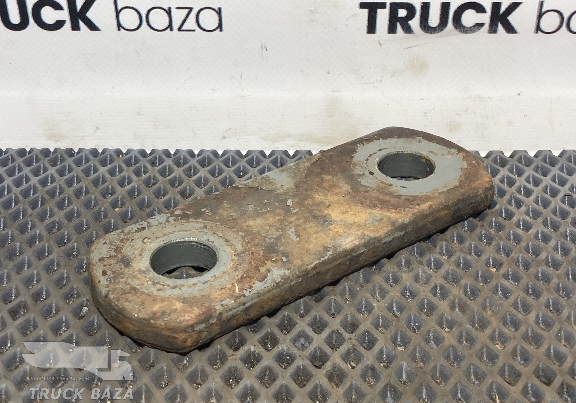 WG9925522110 Серьга передней рессоры для Sinotruk Sitrak C7H