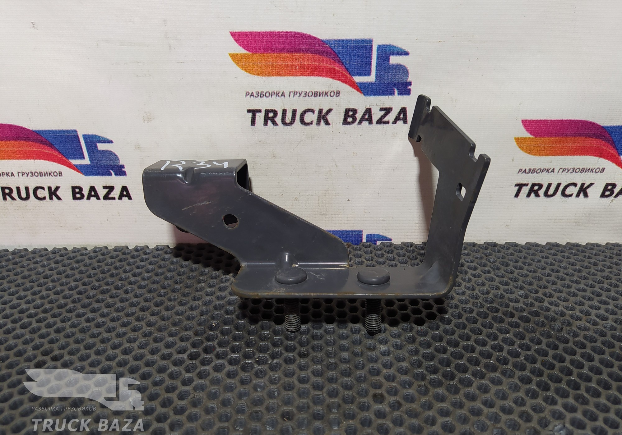 22120131 Кронштейн проводки для Volvo FM III (с 2013)