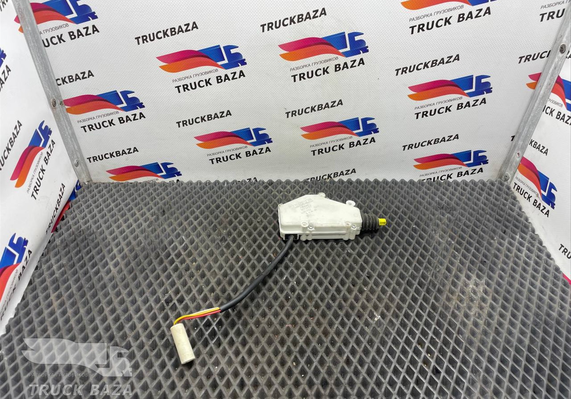 1893637 Активатор замка двери для Daf XF106 (с 2012)