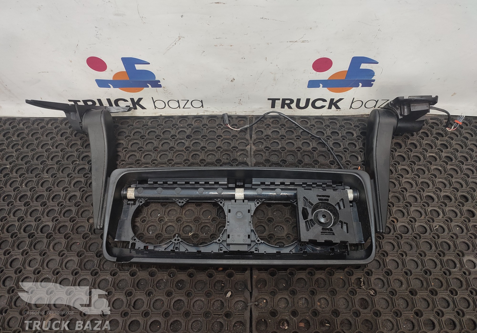 81637316638 Корпус зеркала заднего вида левый для Man TGX II (с 2012)