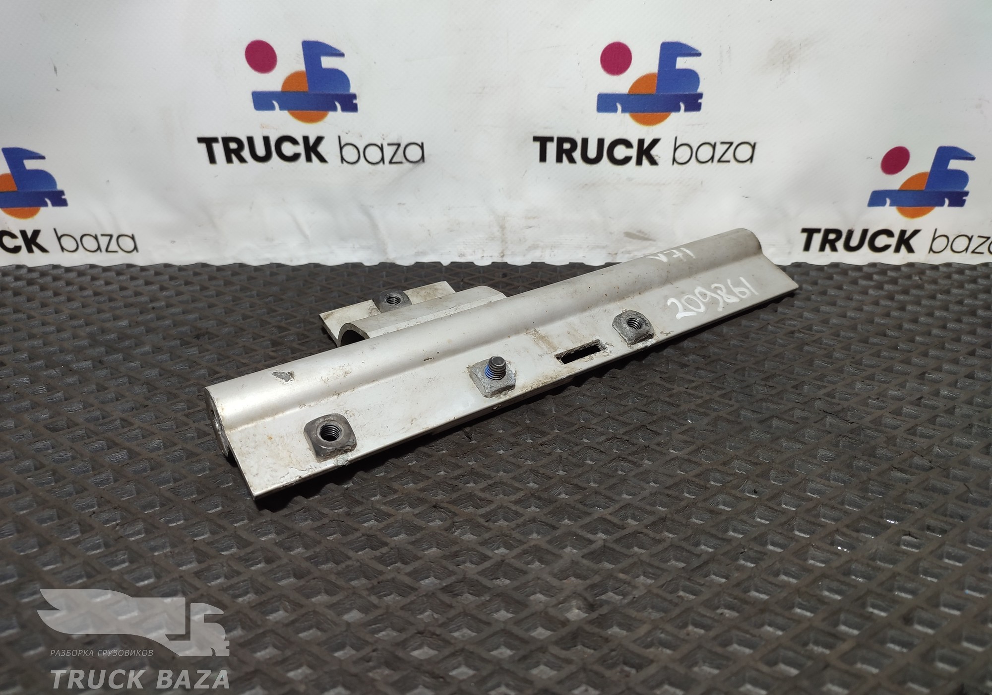 21285336 Кронштейн бака AdBlue для Renault