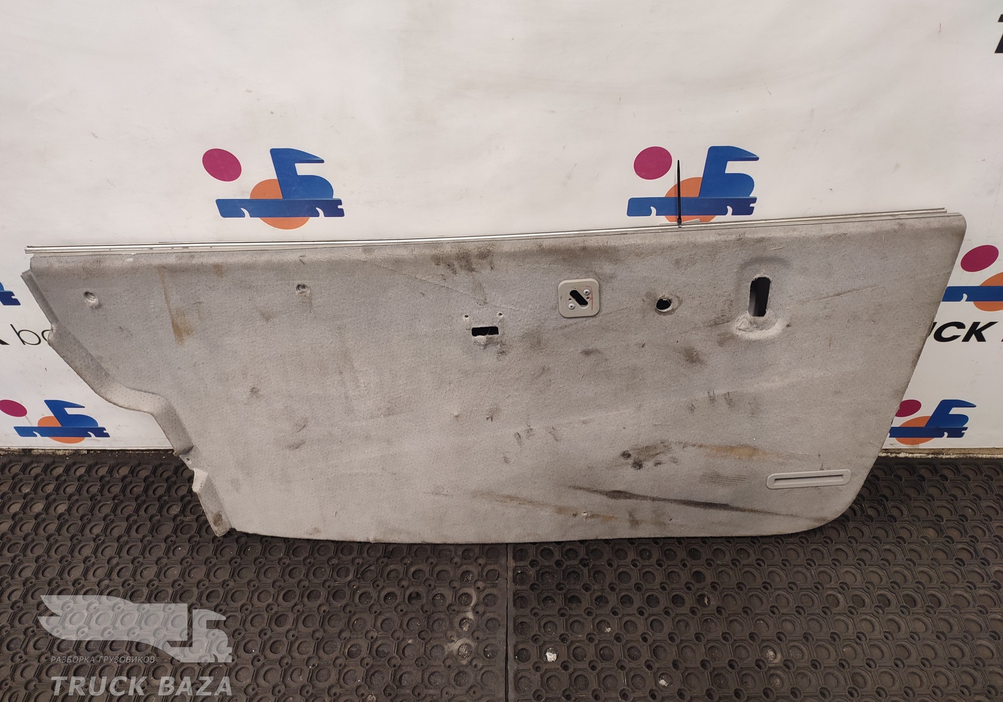 20453813 Обшивка салона левая