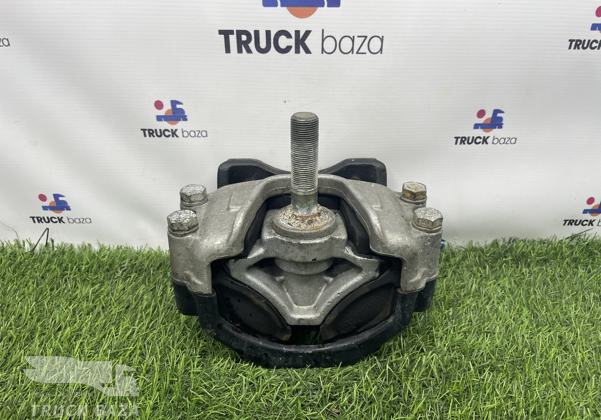 53201001109 Подушка двигателя задняя для КАМАЗ 5490 (с 2013)