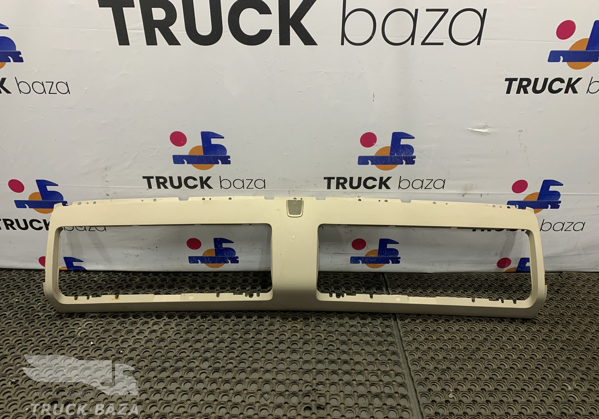 1481650 Консоль салона верхняя