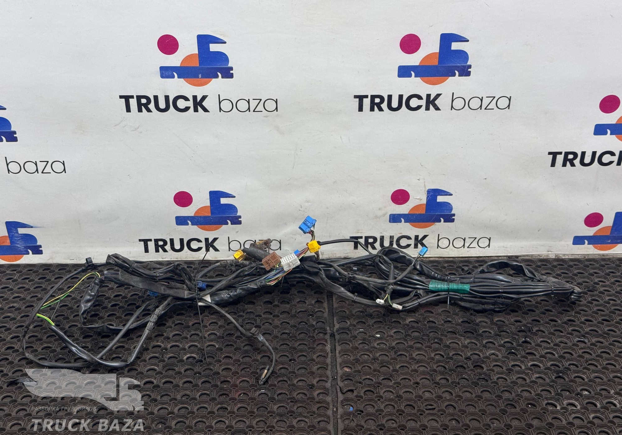 1468102 Проводка кабины