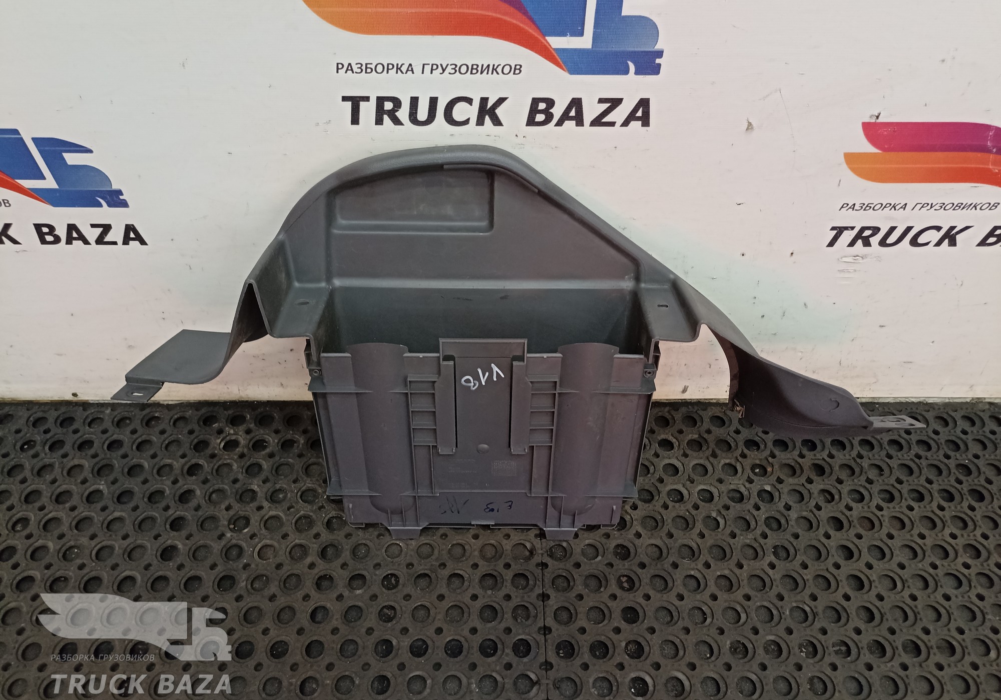3175638 Бардачок панели приборов для Volvo FH 3 (с 2008 по 2012)