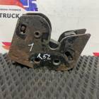 20815665 Замок кабины