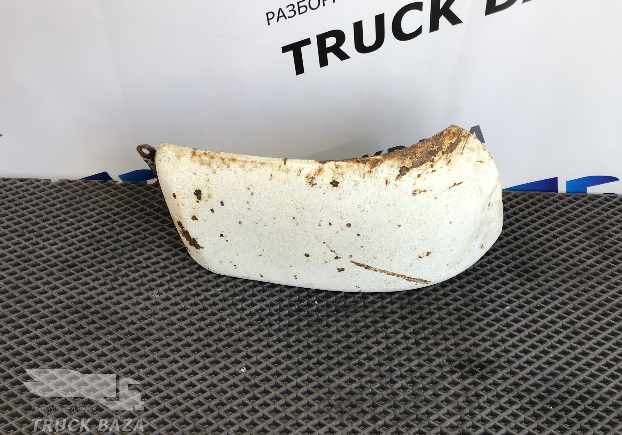 20711861 Угол бампера правый для Volvo FM