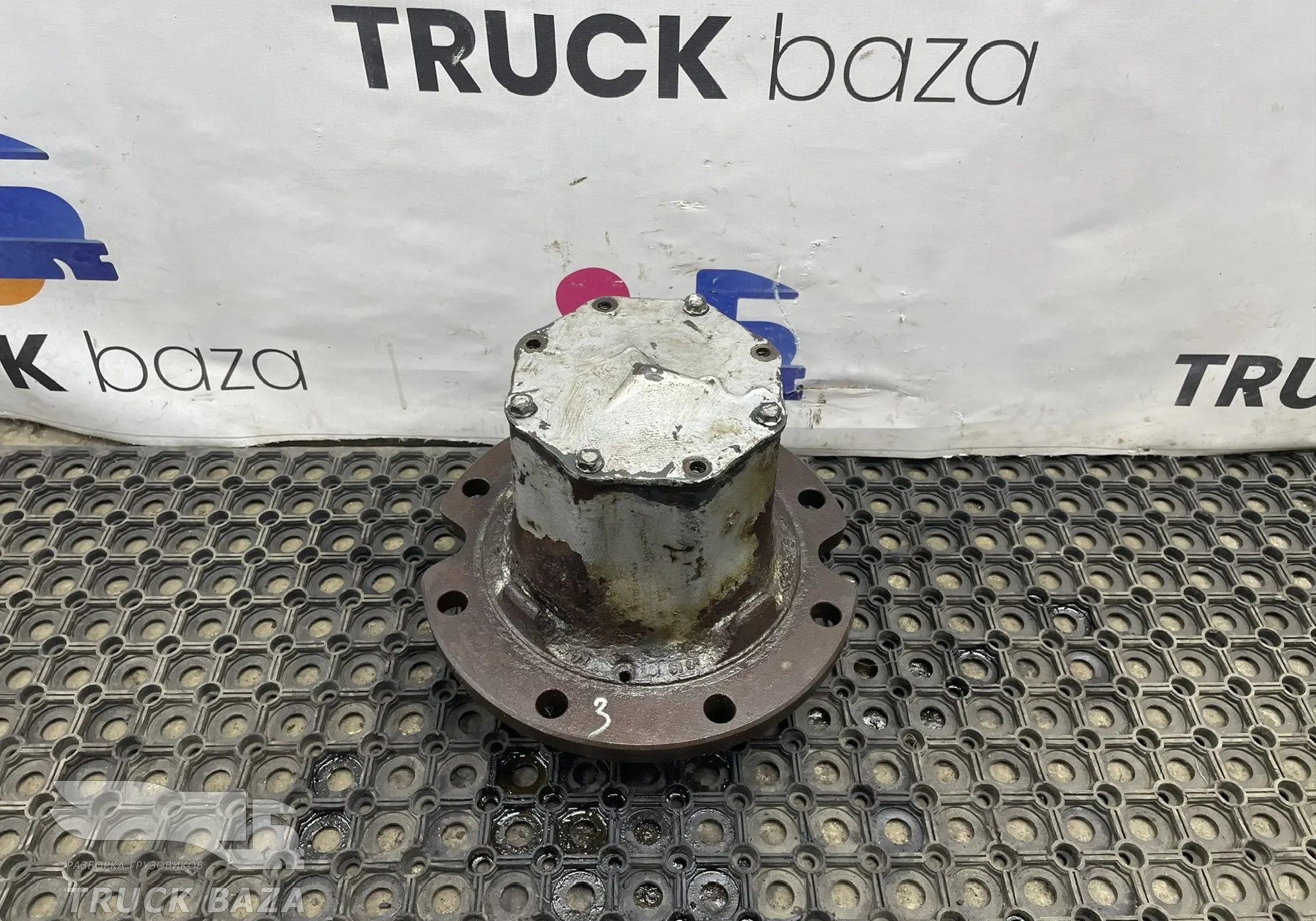 A6753560401 Ступица задняя