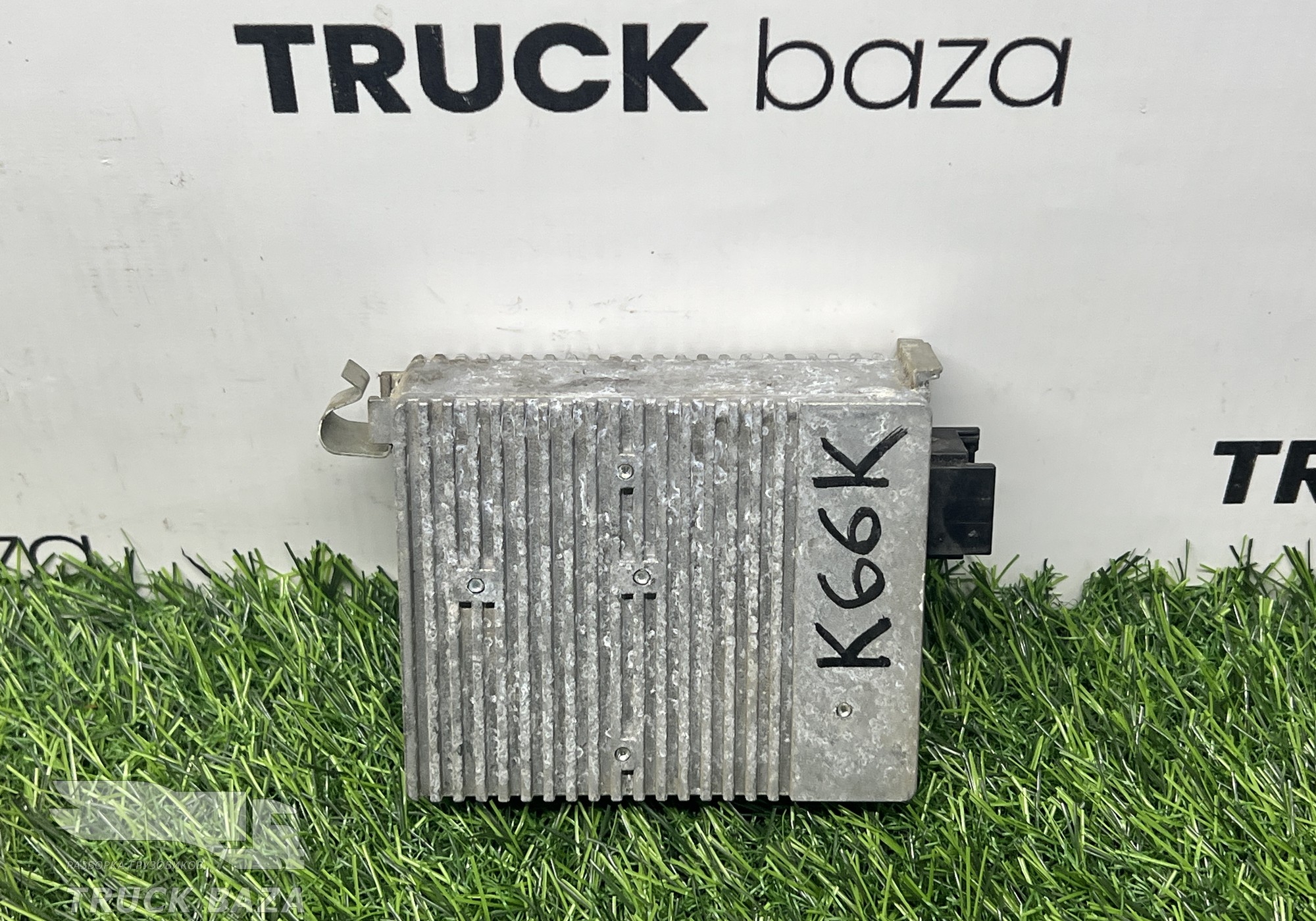 A0015421625 Преобразователь напряжения 18A