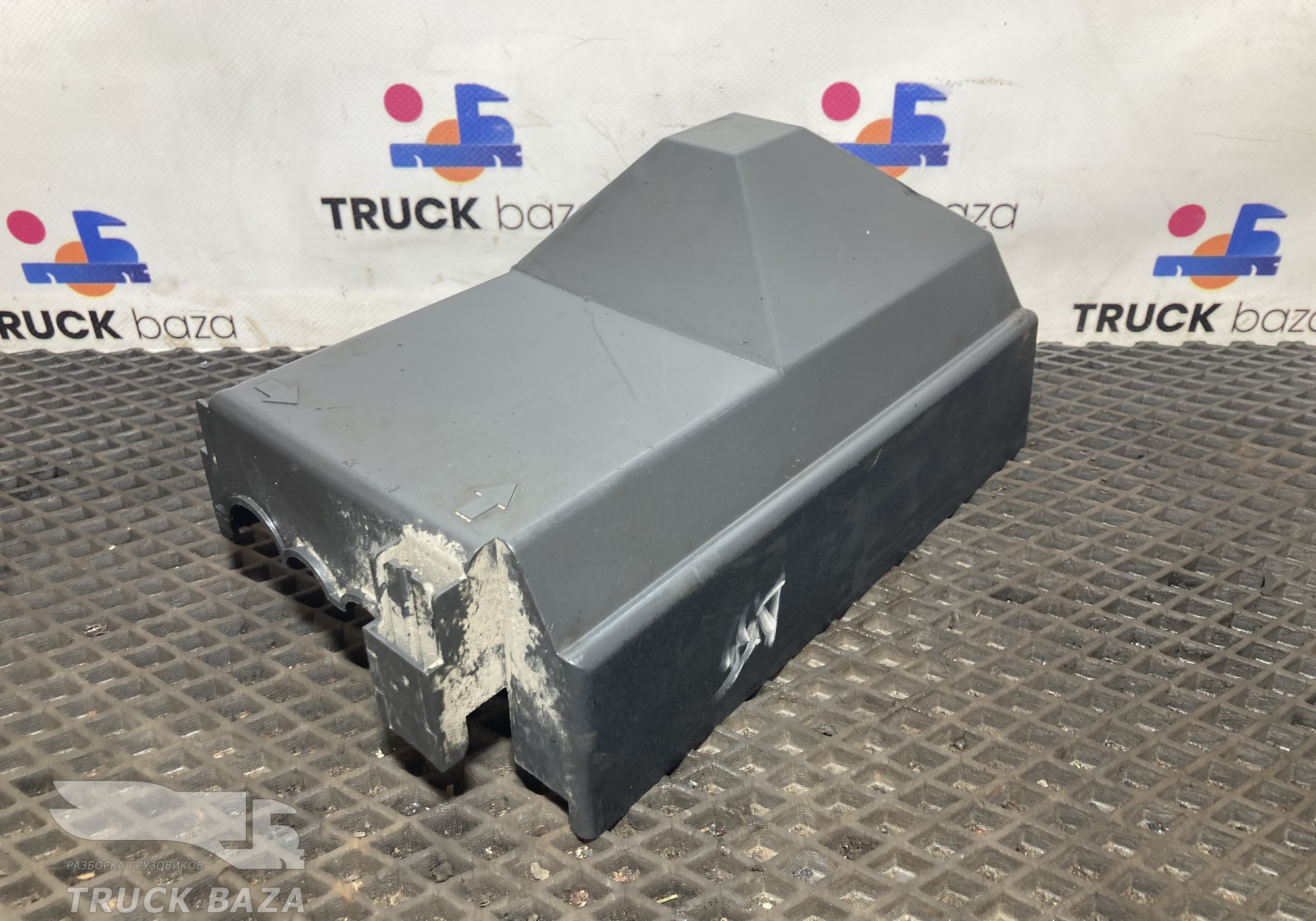 9415450046 Крышка блока управления Adblue