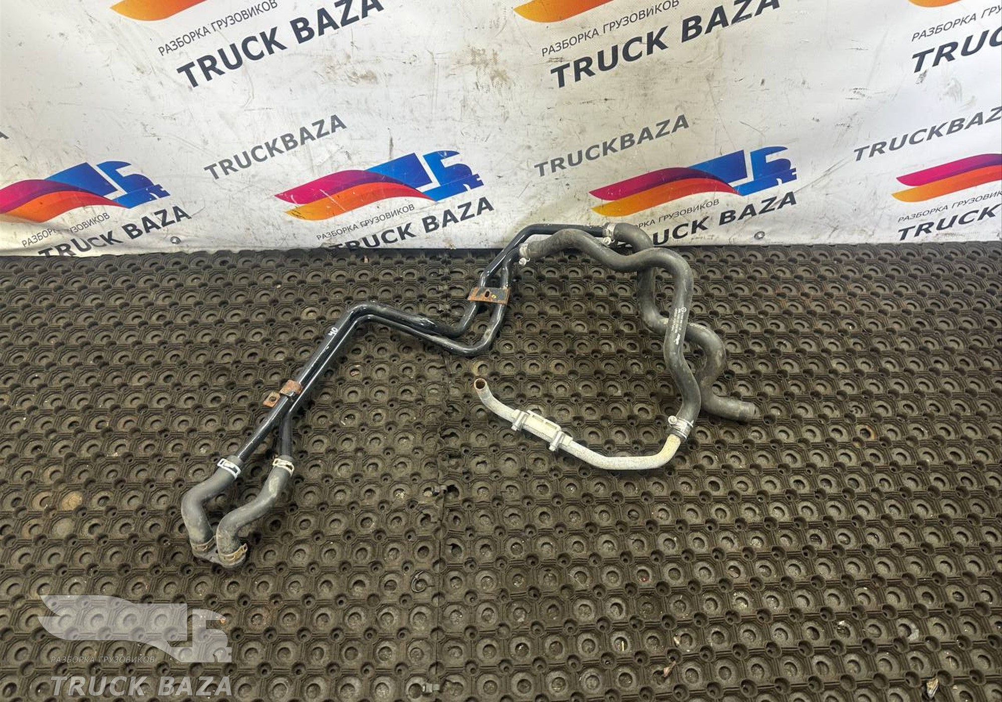 9405061735 Трубка радиатора для Mercedes-Benz Axor