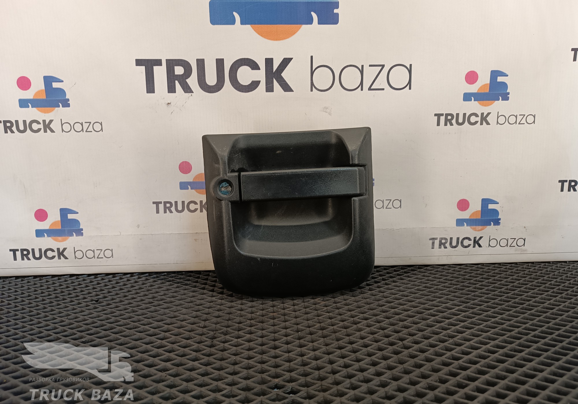 81626416081 Ручка двери наружная левая для Man TGX II (с 2012)