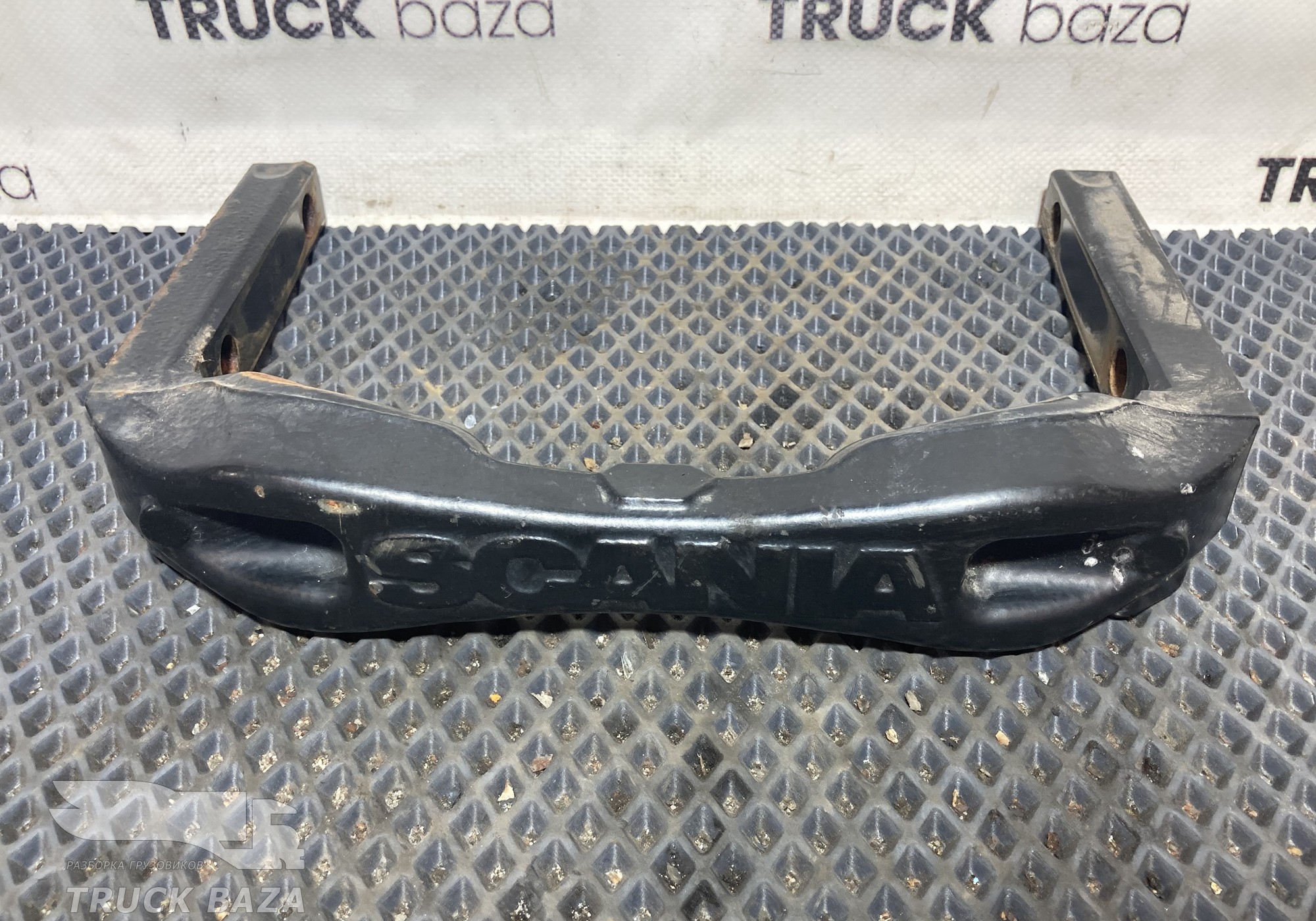 2140576 Кронштейн бака AdBlue