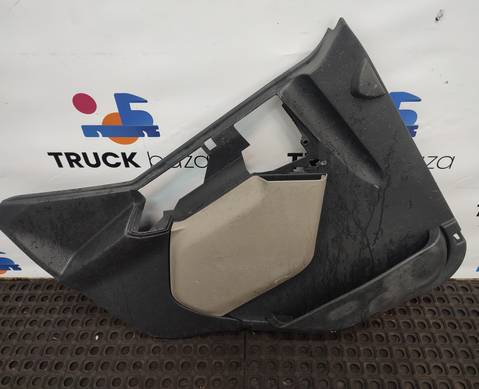 5010609303 Обшивка двери правой для Renault