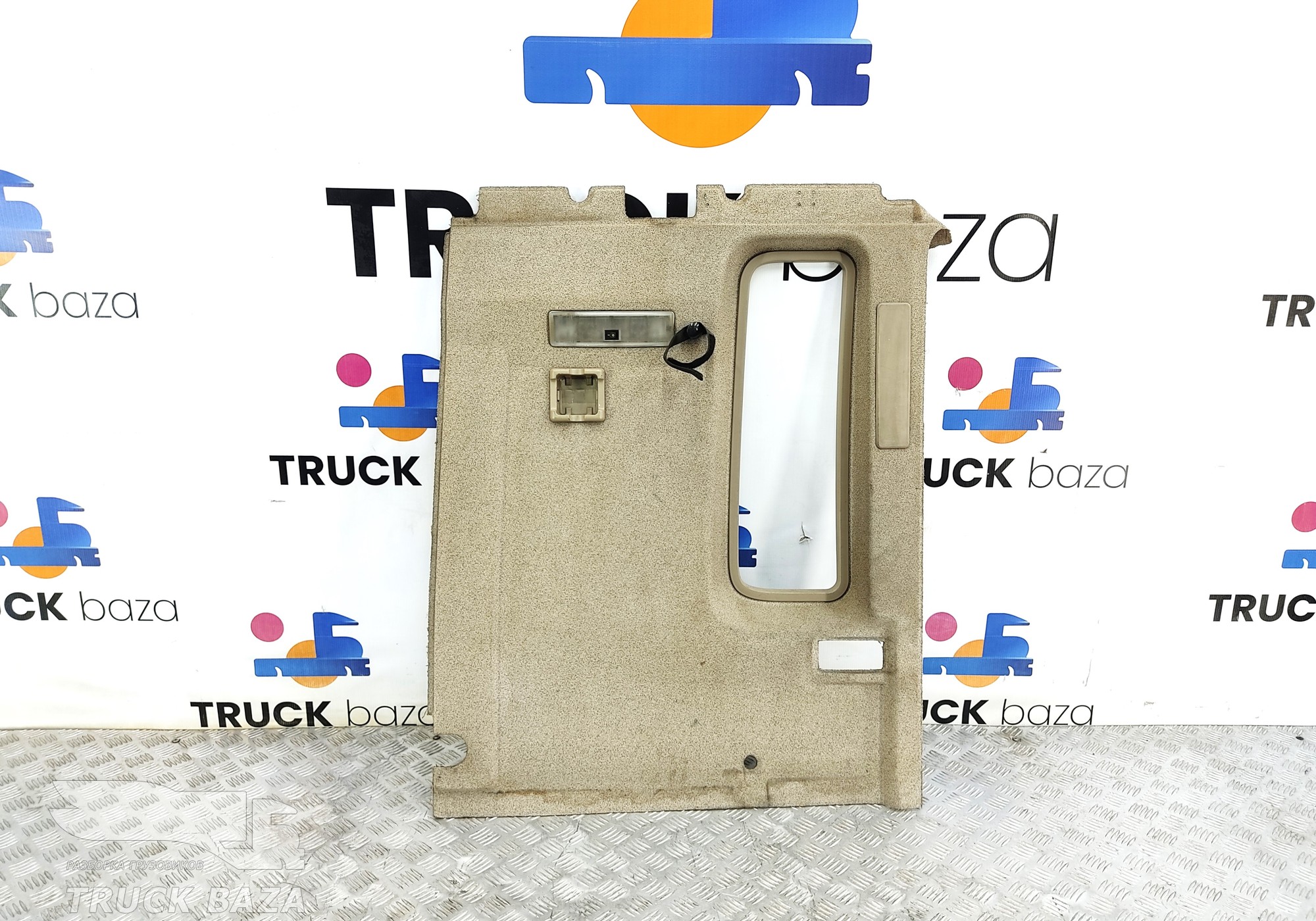 81625716090 Обшивка боковой стенки левая для Man TGX II (с 2012)