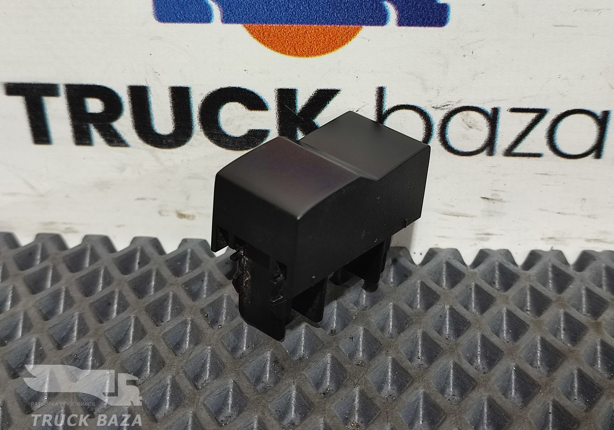 9605420090 Заглушка кнопки для Mercedes-Benz Actros New Actros MP4 (с 2011)