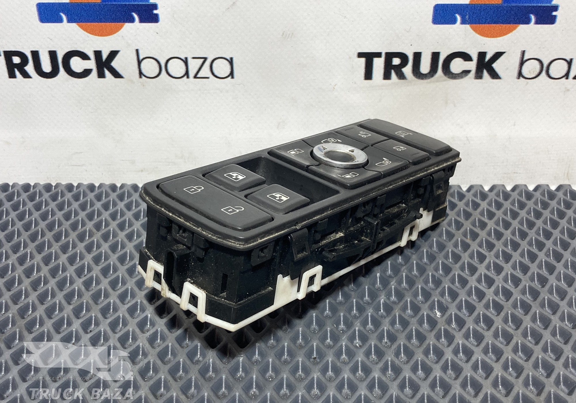 2569026 Блок управления стеклоподъемниками левый для Scania 6-series R (с 2016)