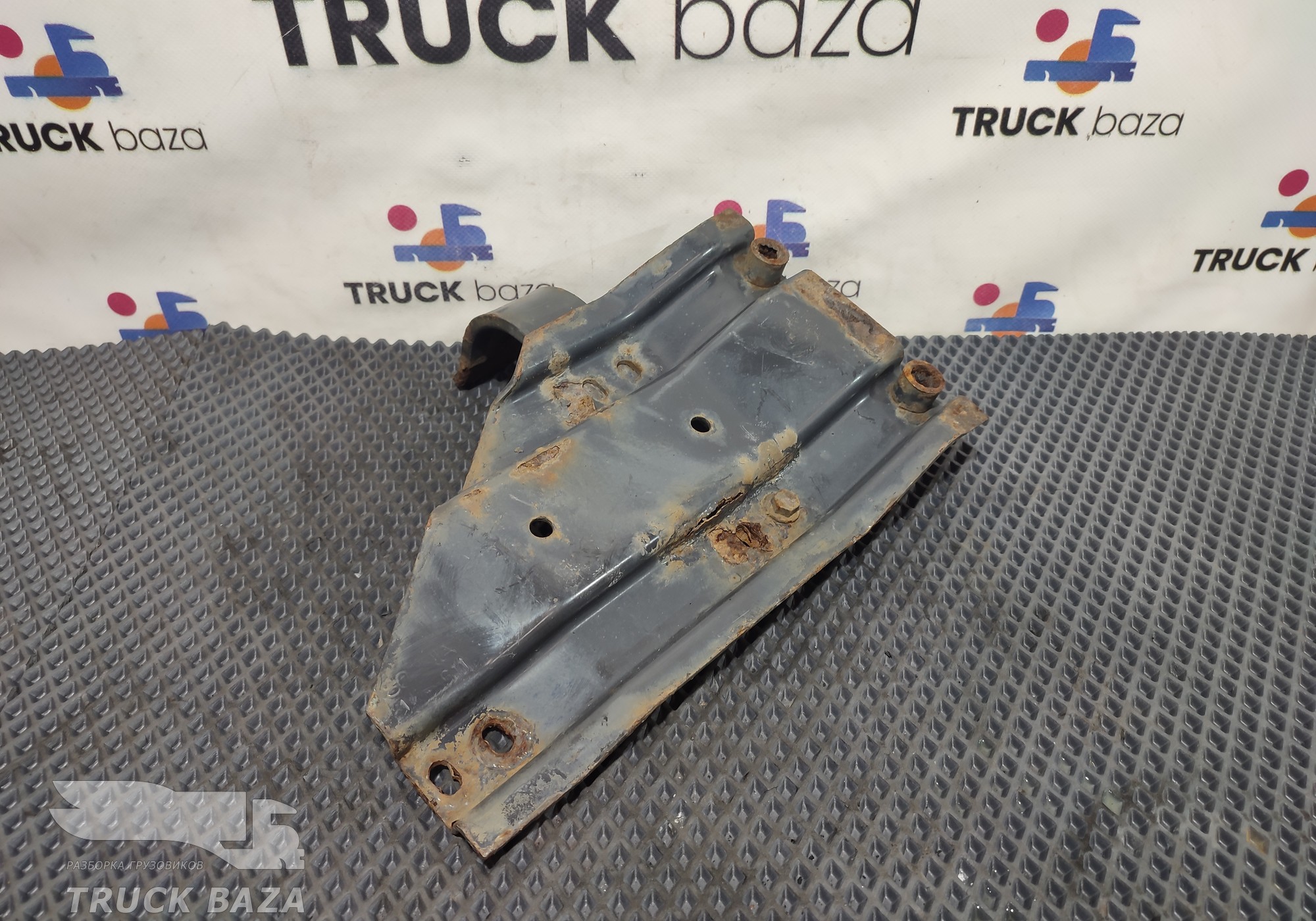 1405611 Кронштейн спойлера левый для Scania