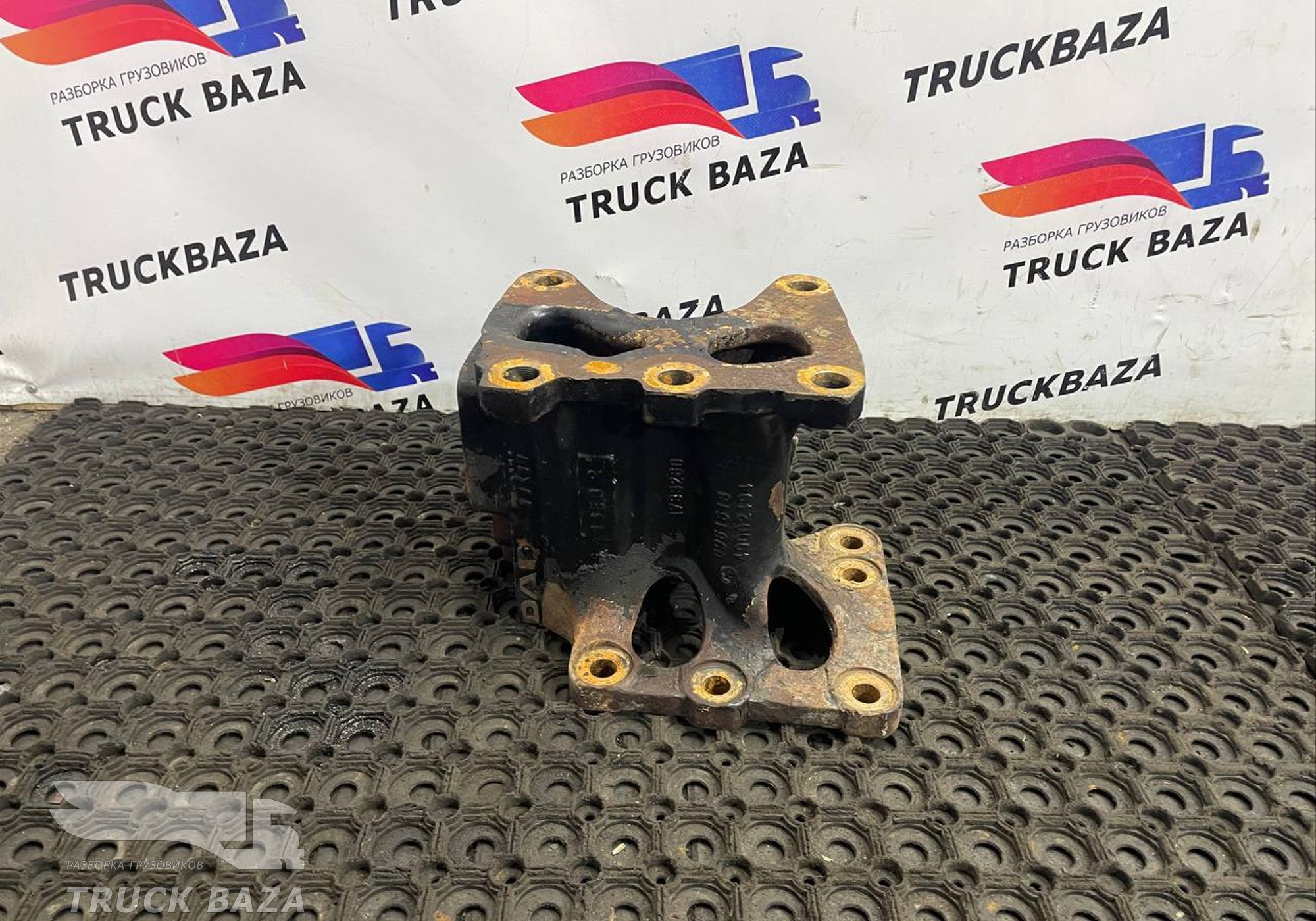 1733260 Кронштейн ГУРа для Daf