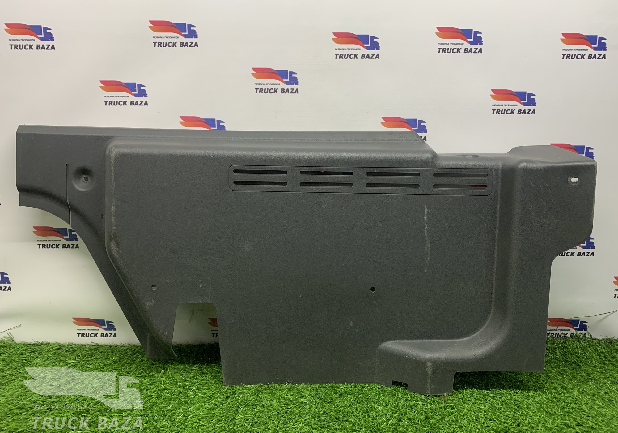 A9736940533 Накладка спальника левая