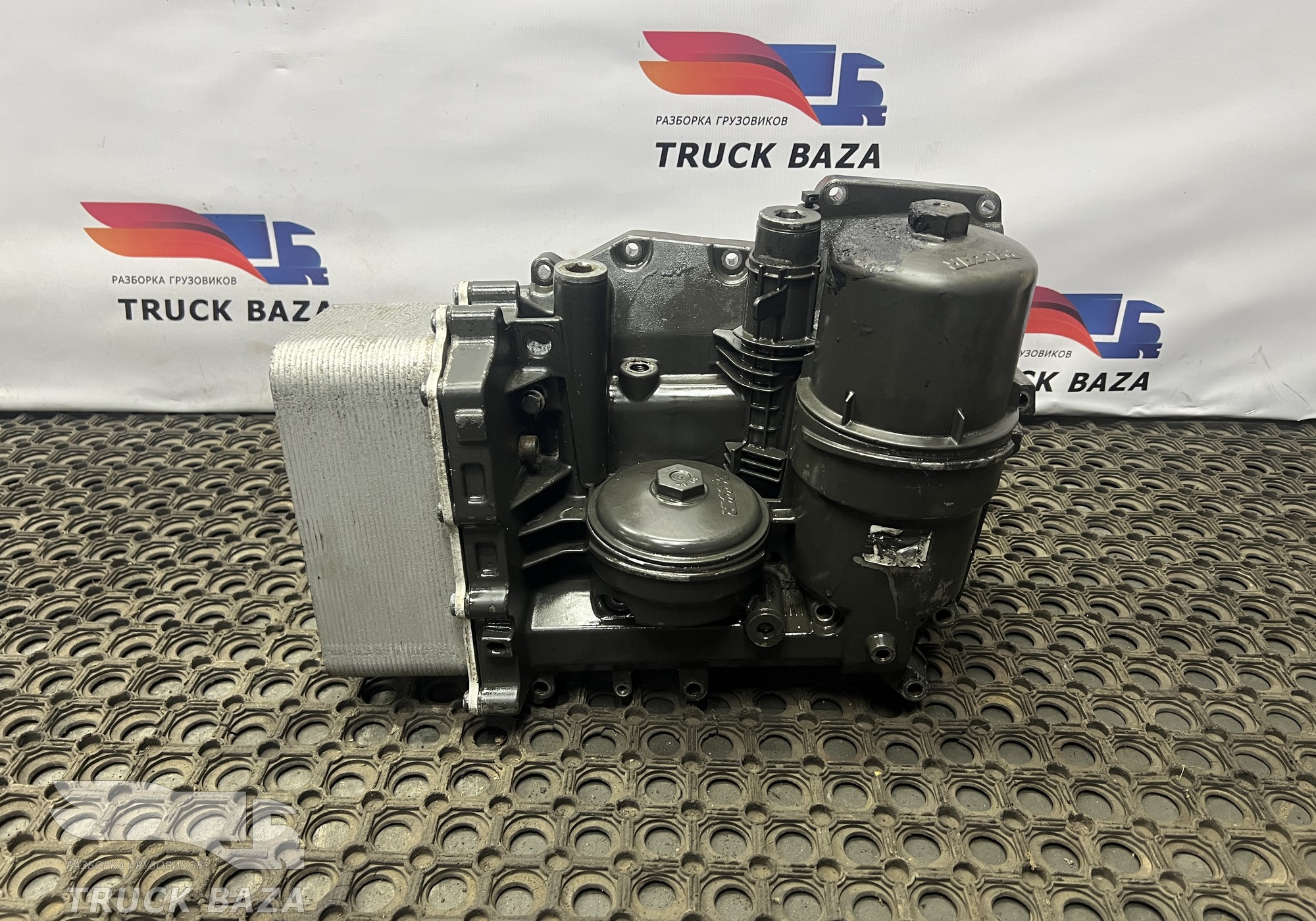 2273302 Корпус масляного фильтра для Daf XF105 (с 2005)