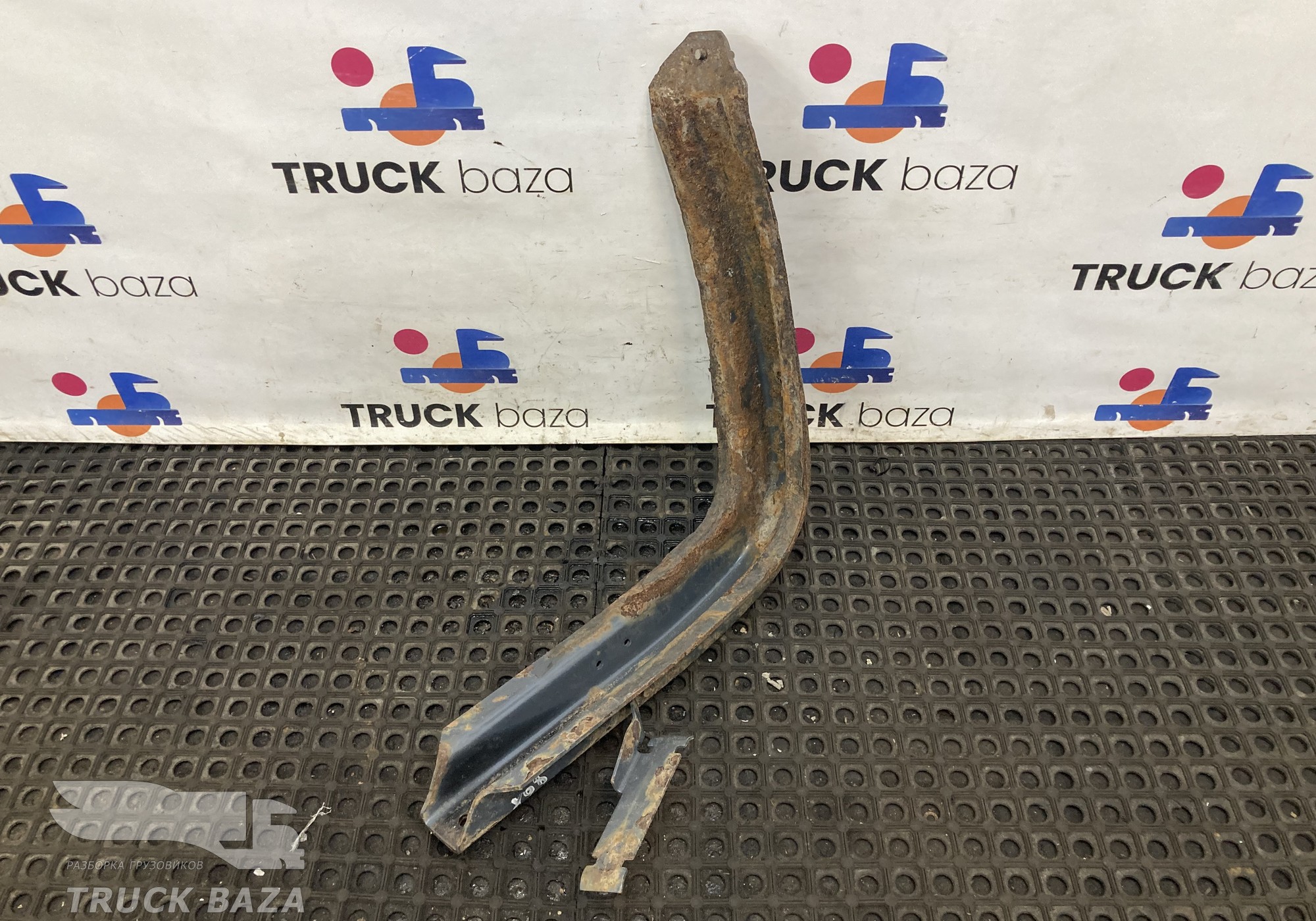 1673164 Кронштейн топливного бака для Daf