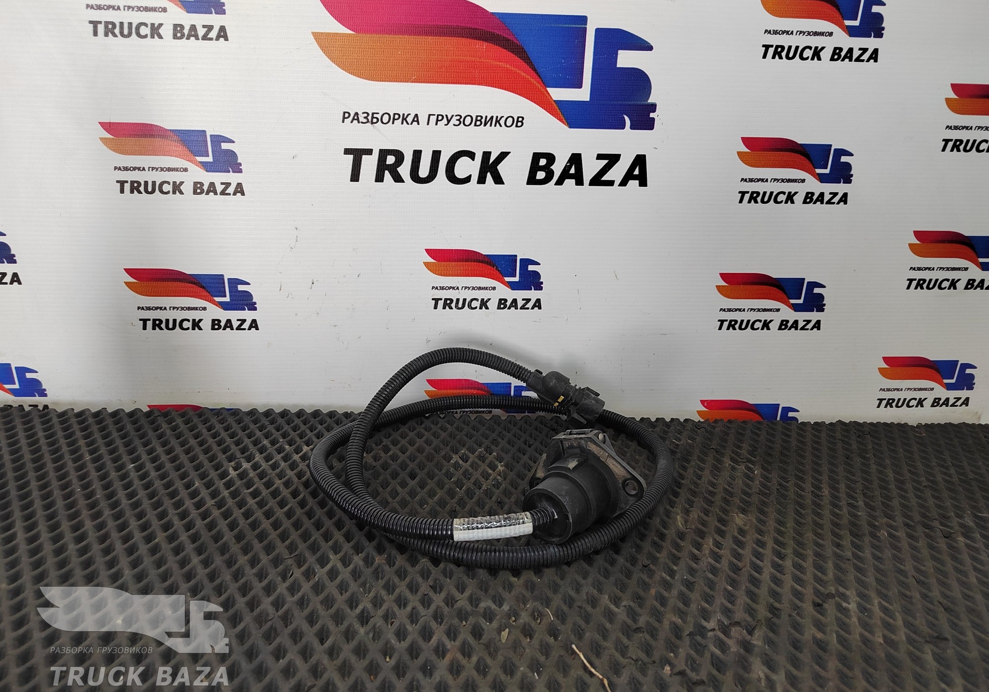 81254326182 Провод перекидной для Man TGX