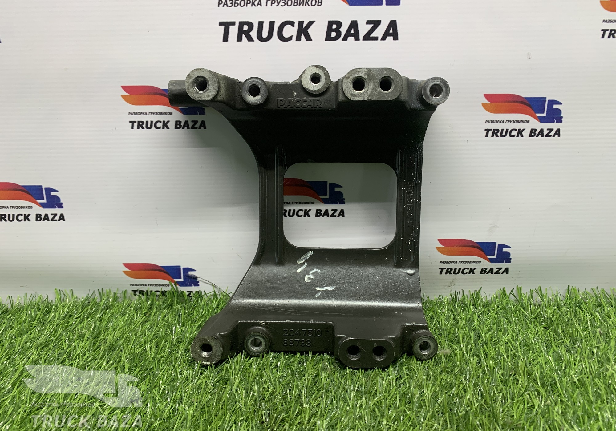 2047510 Кронштейн генератора для Daf XF106 (с 2012)