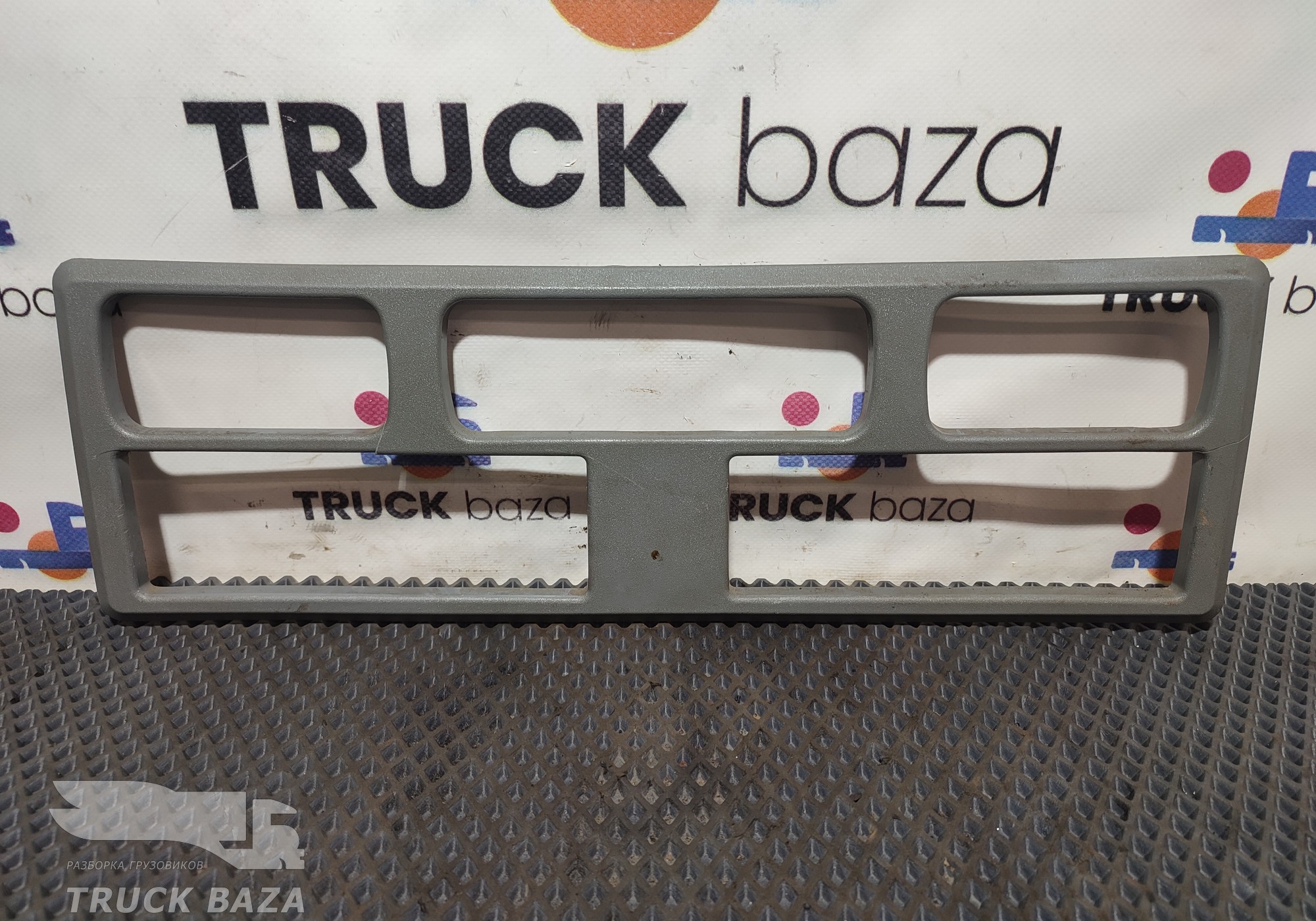 54908213183 Накладка панели приборов для КАМАЗ 5490 (с 2013)