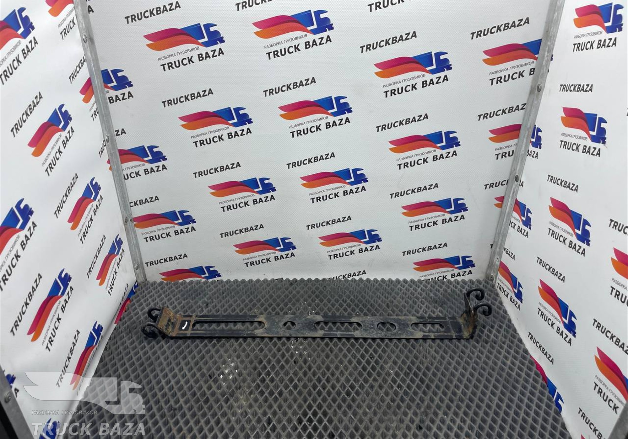 22457638 Кронштейн противооткатного упора для Volvo FH 4 (с 2012)