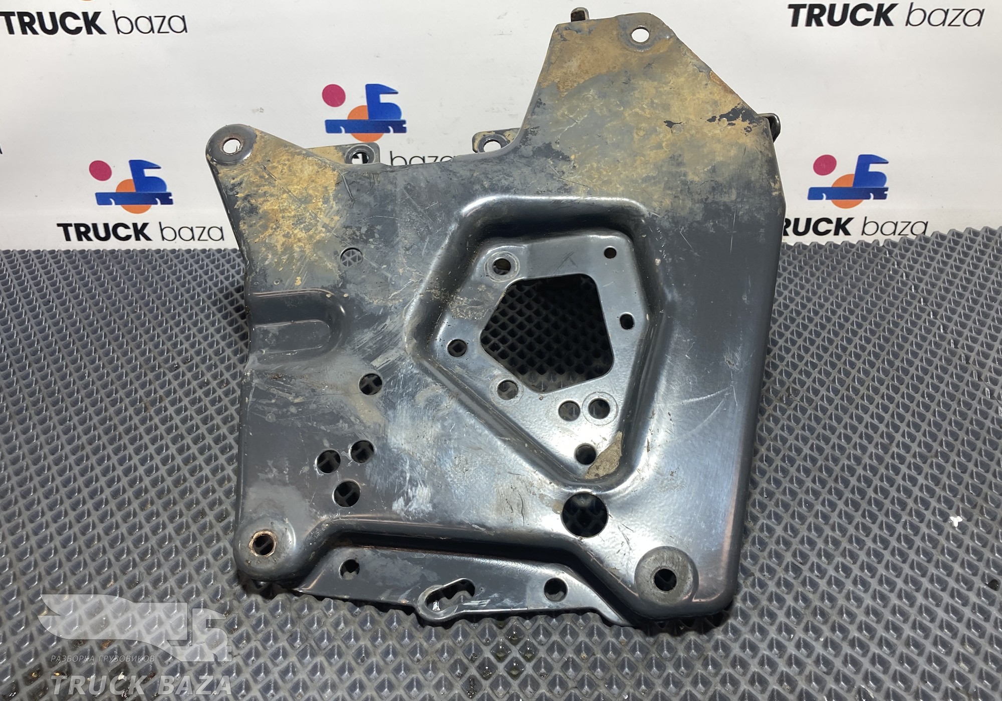 1481526 Кронштейн тормозных кранов