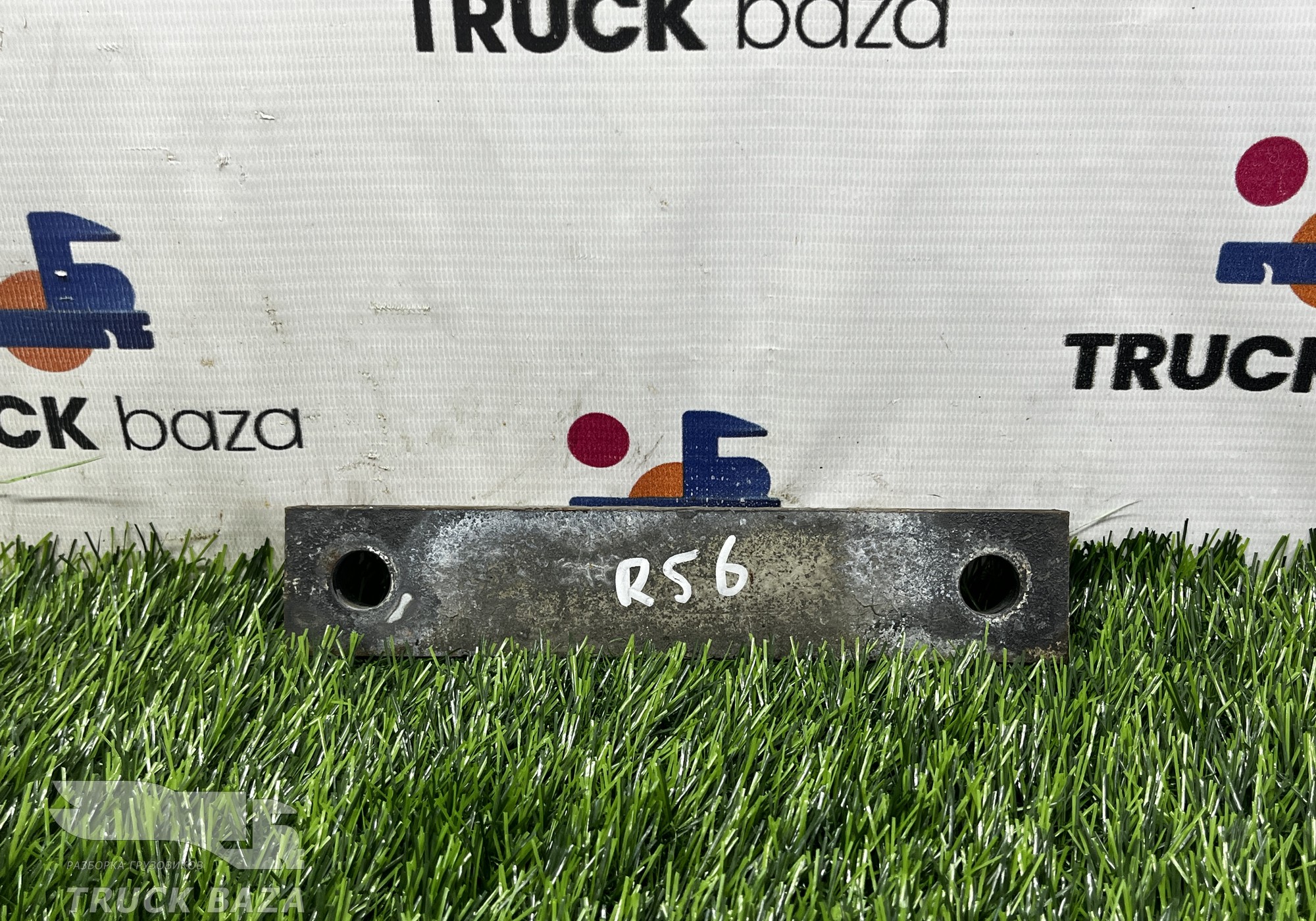 7421329457 Проставка рамы для Renault T (с 2013)