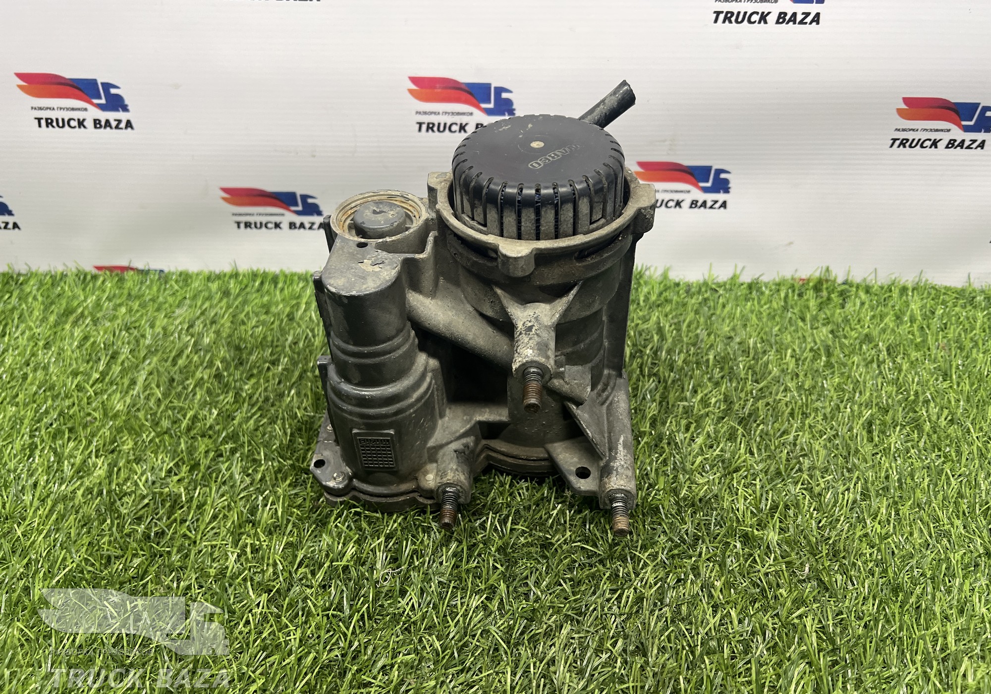 1601034 Кран управления тормозами прицепа