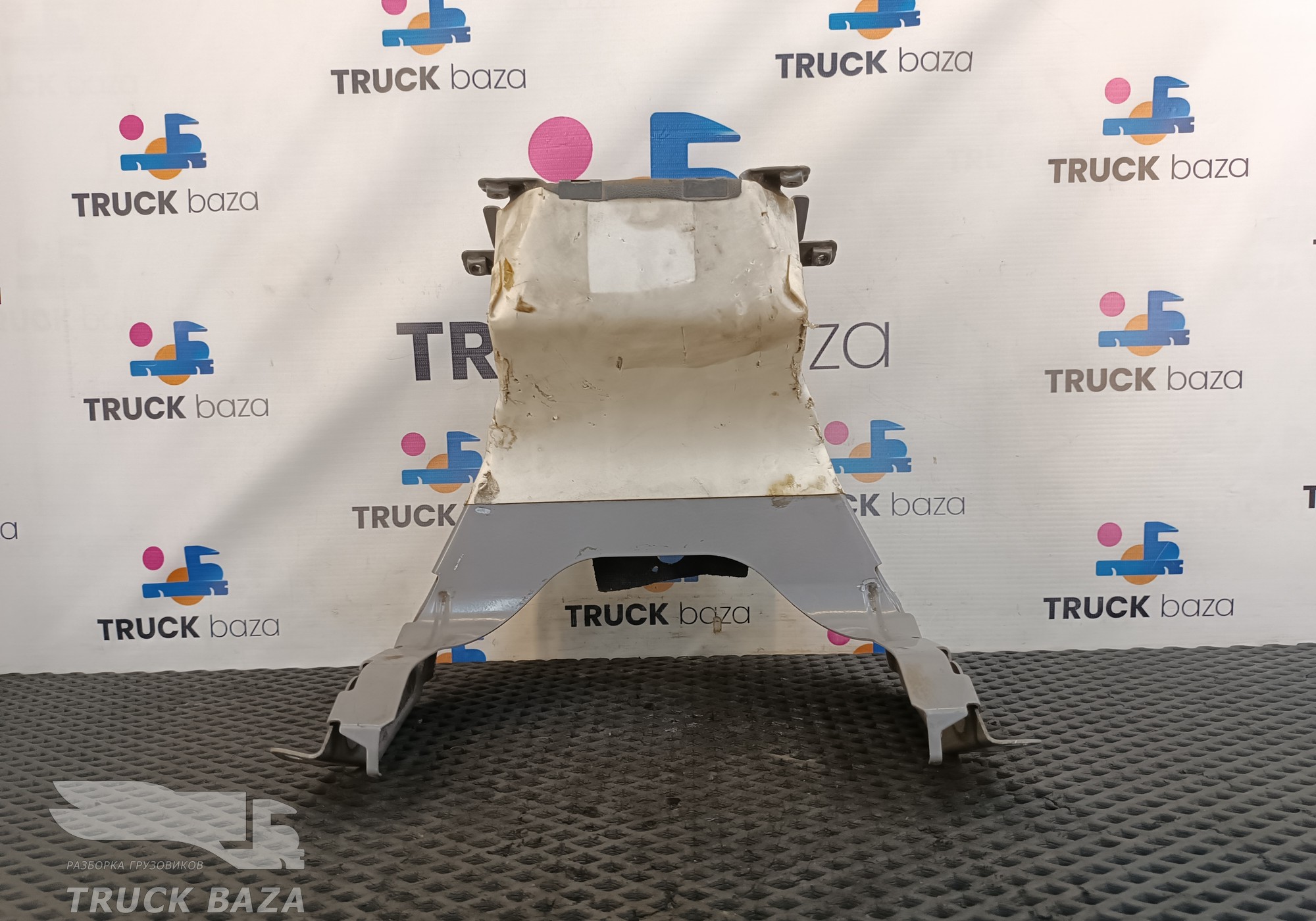 20360842 Кронштейн рулевой колонки для Volvo