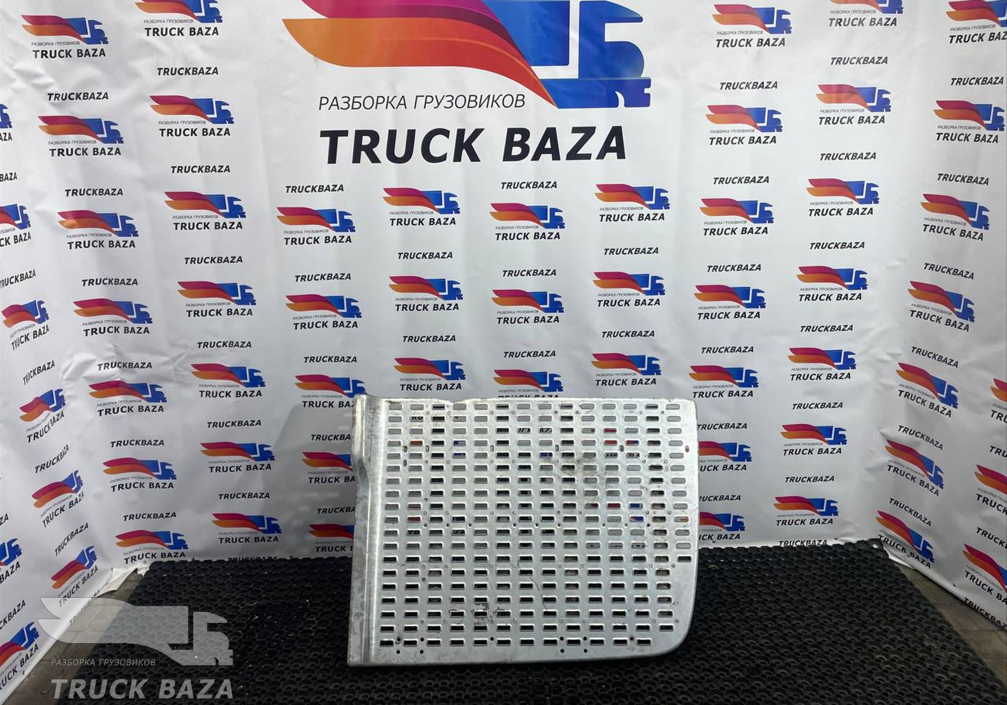 1851154 Трап на раму за кабиной левый для Daf XF106 (с 2013 по 2023)