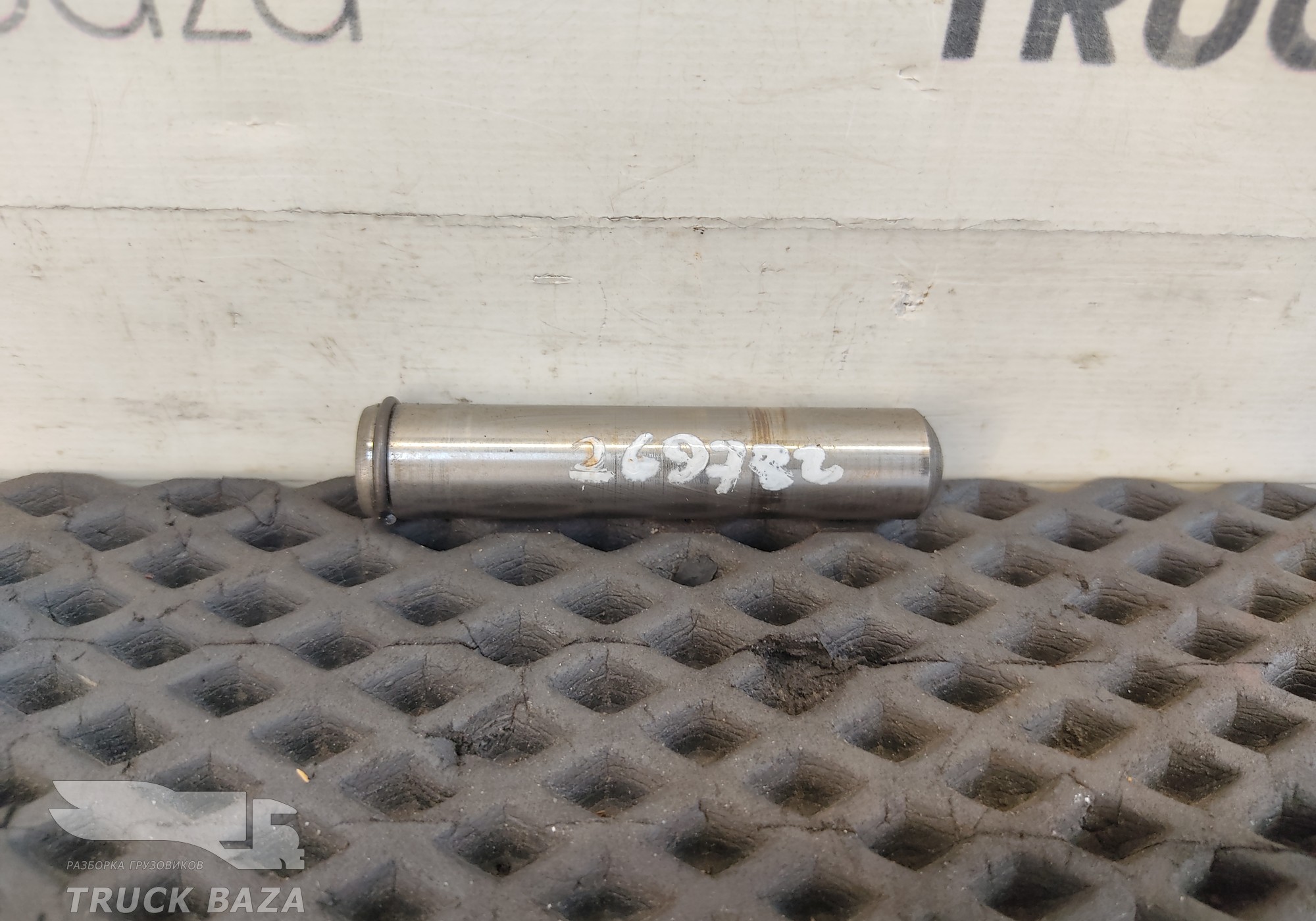 1328334020 Палец опорный КПП для Man TGS I (с 2007)