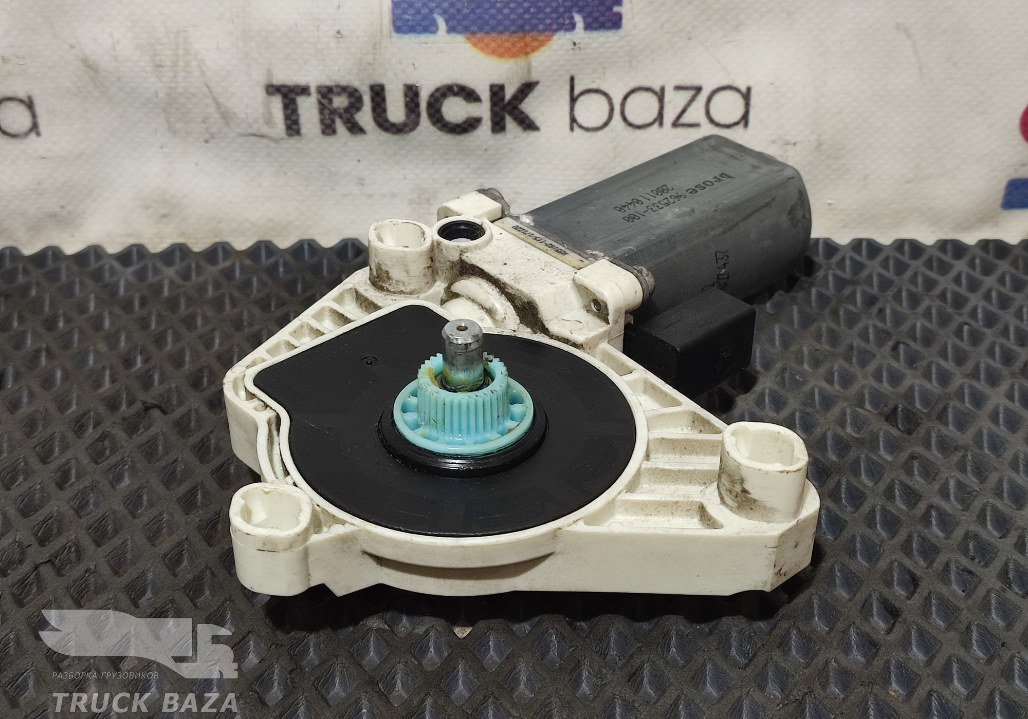 55383111 Моторчик стеклоподъемника правый для Mercedes-Benz