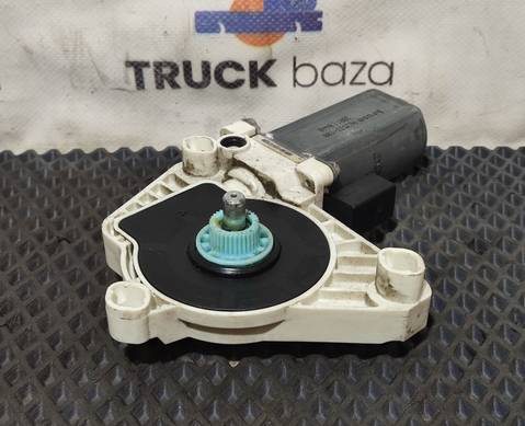 55383111 Моторчик стеклоподъемника правый для КАМАЗ 54901