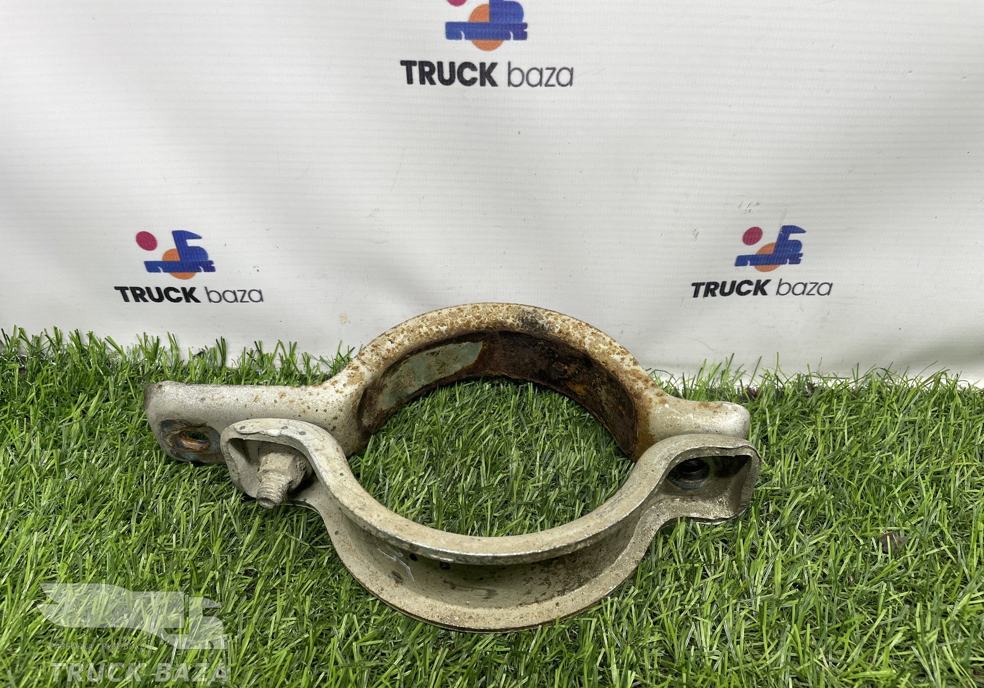 712W974200011 Хомут глушителя для Sinotruk Sitrak C7H
